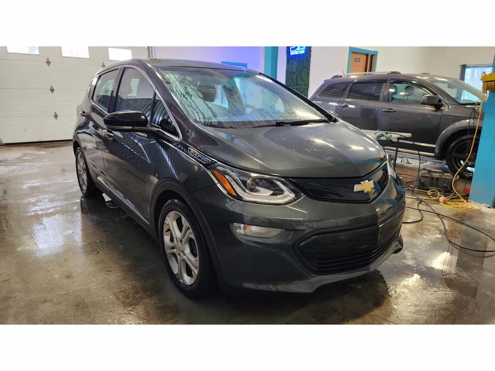 2017 Chevrolet BOLT EV LT LT - Image 3