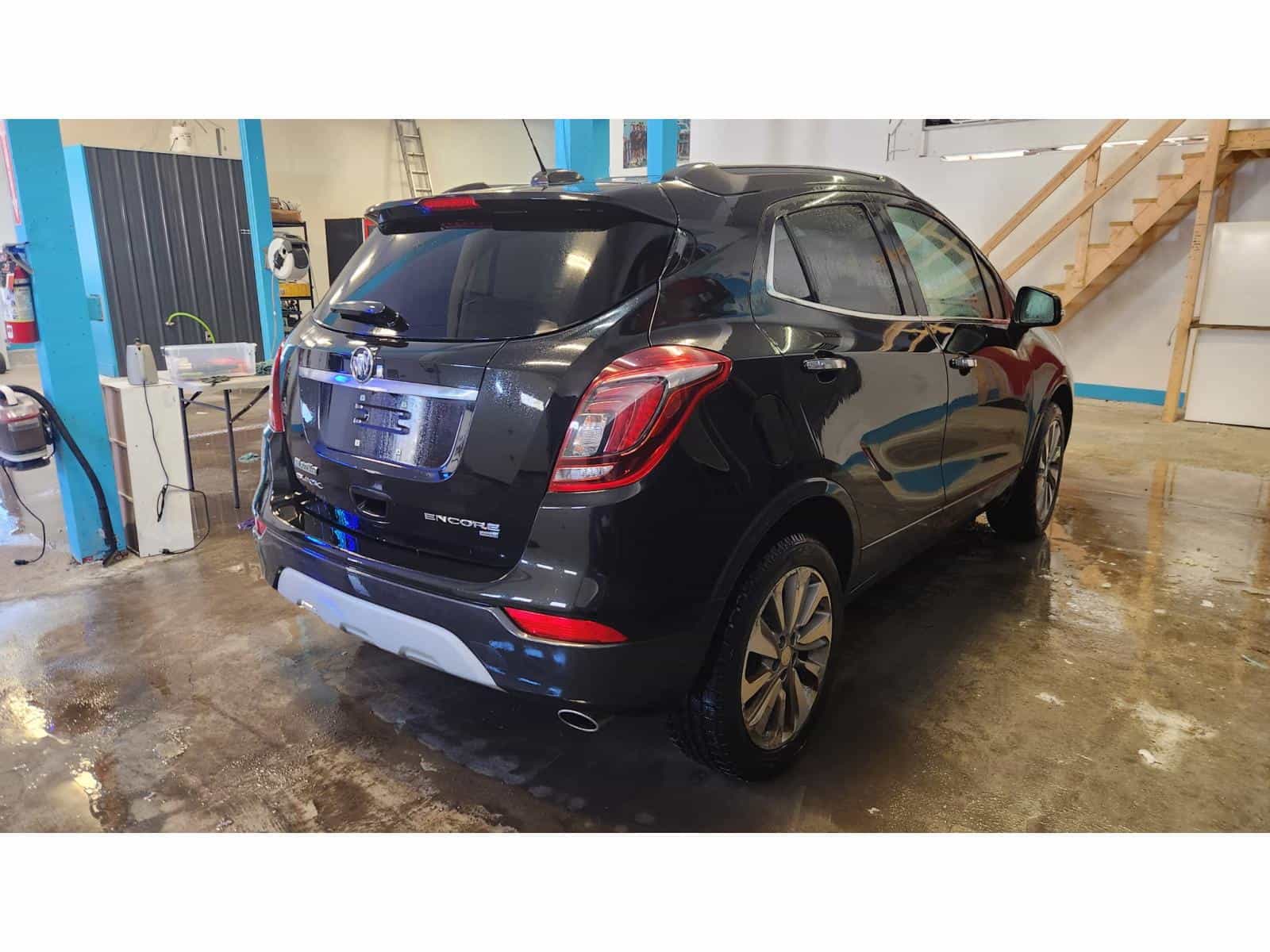 Image 4 Buick Encore Preferred 2018