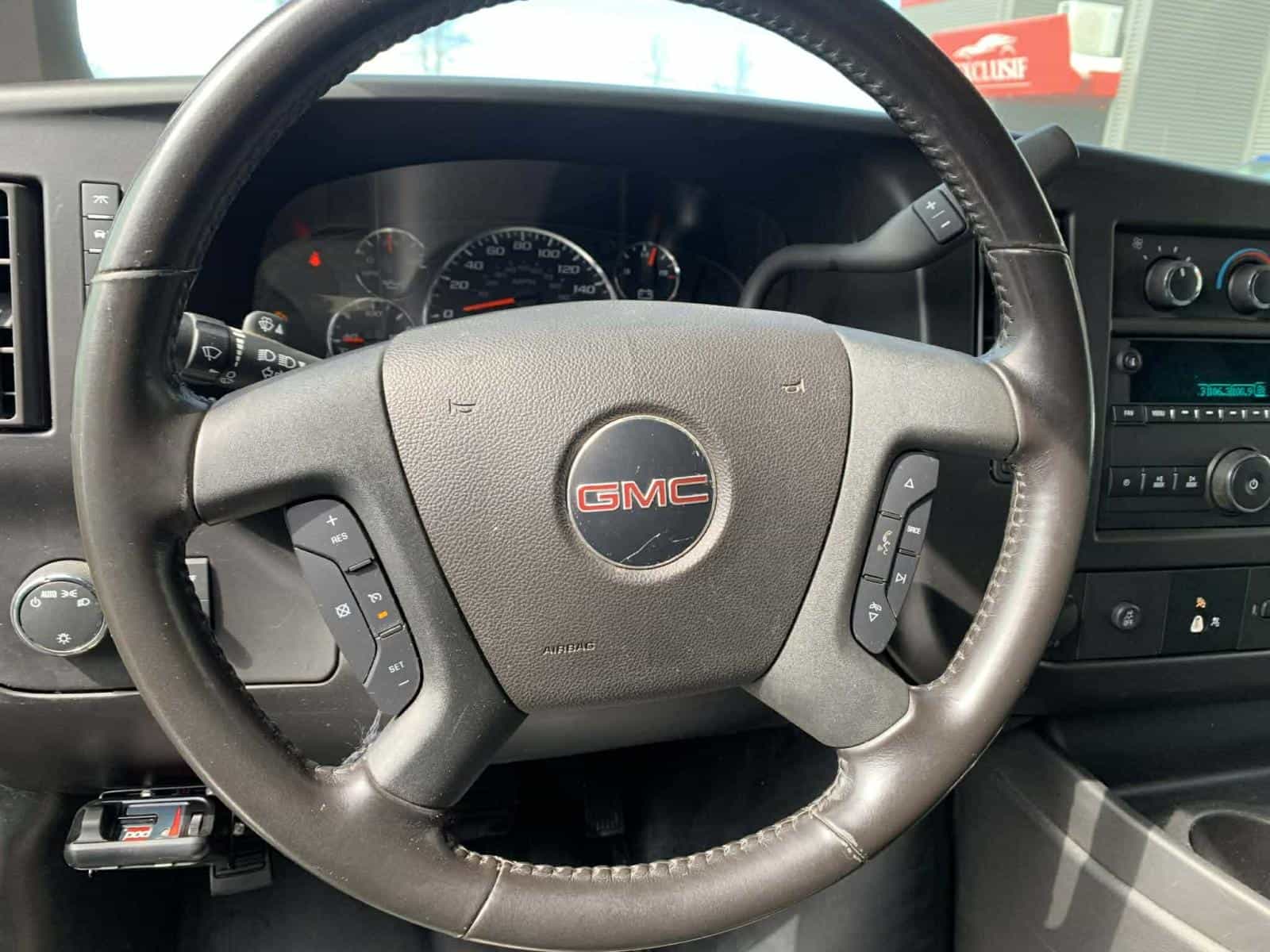 Image 15 GMC Savana G2500 2500 2020