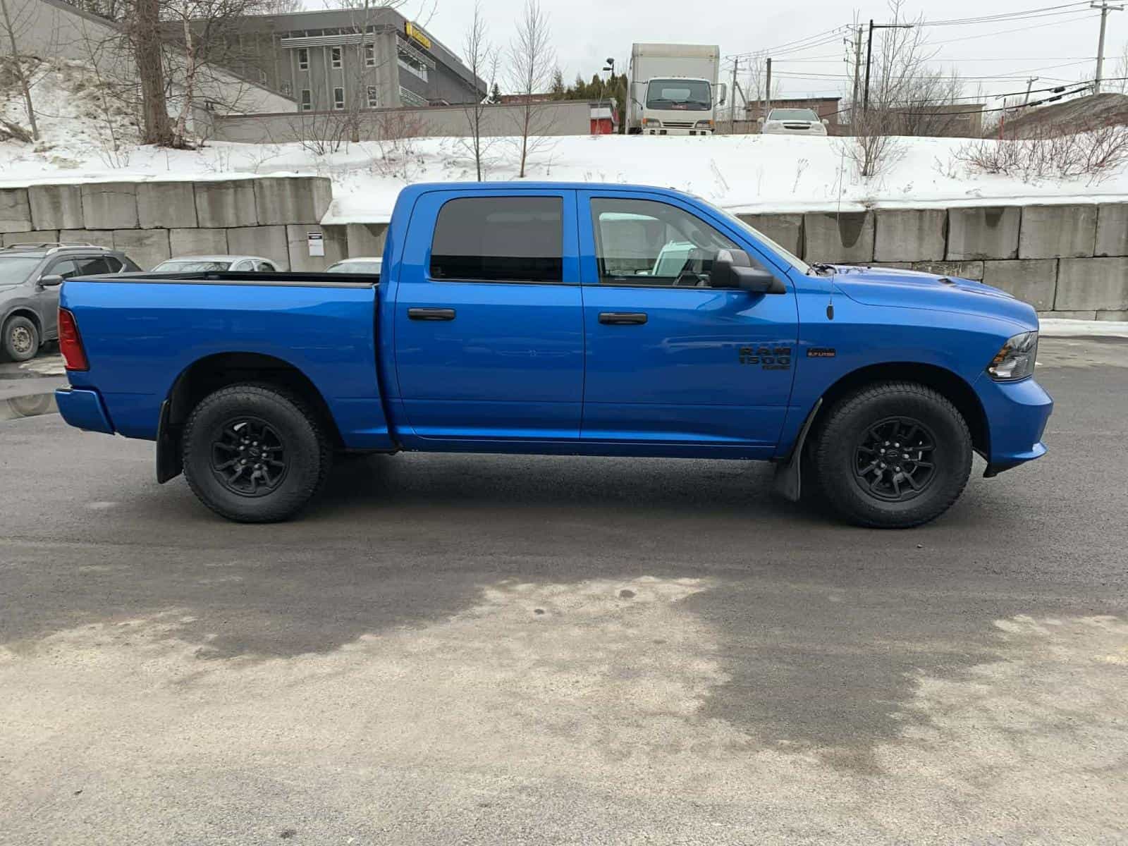 Image 4 RAM 1500 Classic Express 2021