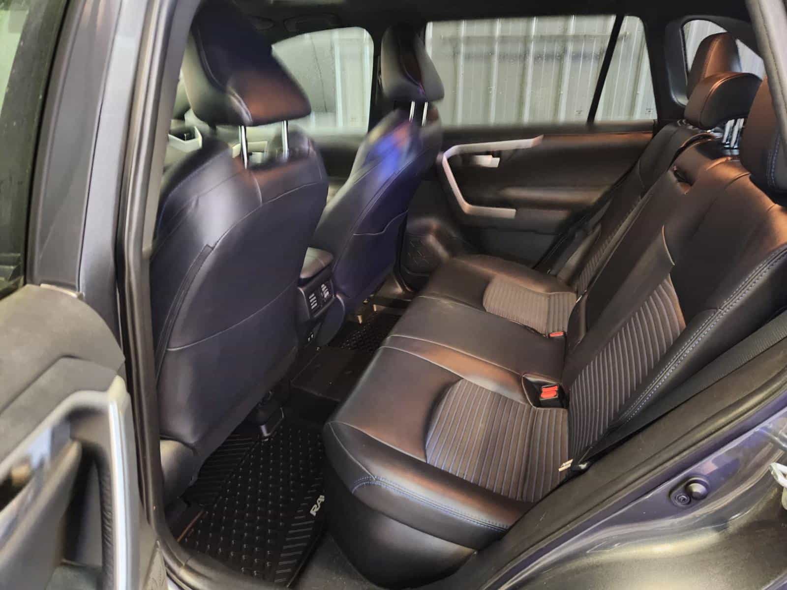 Image 13 Toyota Rav4 XLE Hybrid 2020