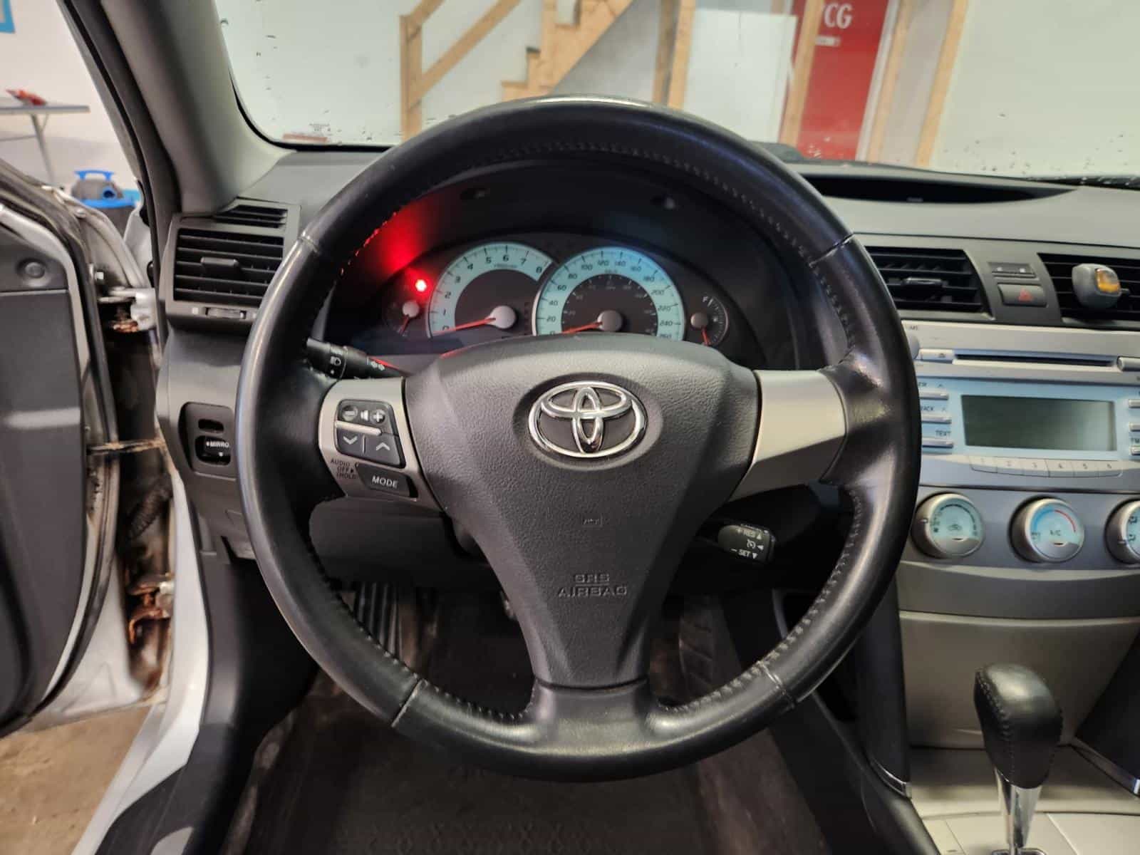 Image 13 Toyota Camry SE 2009