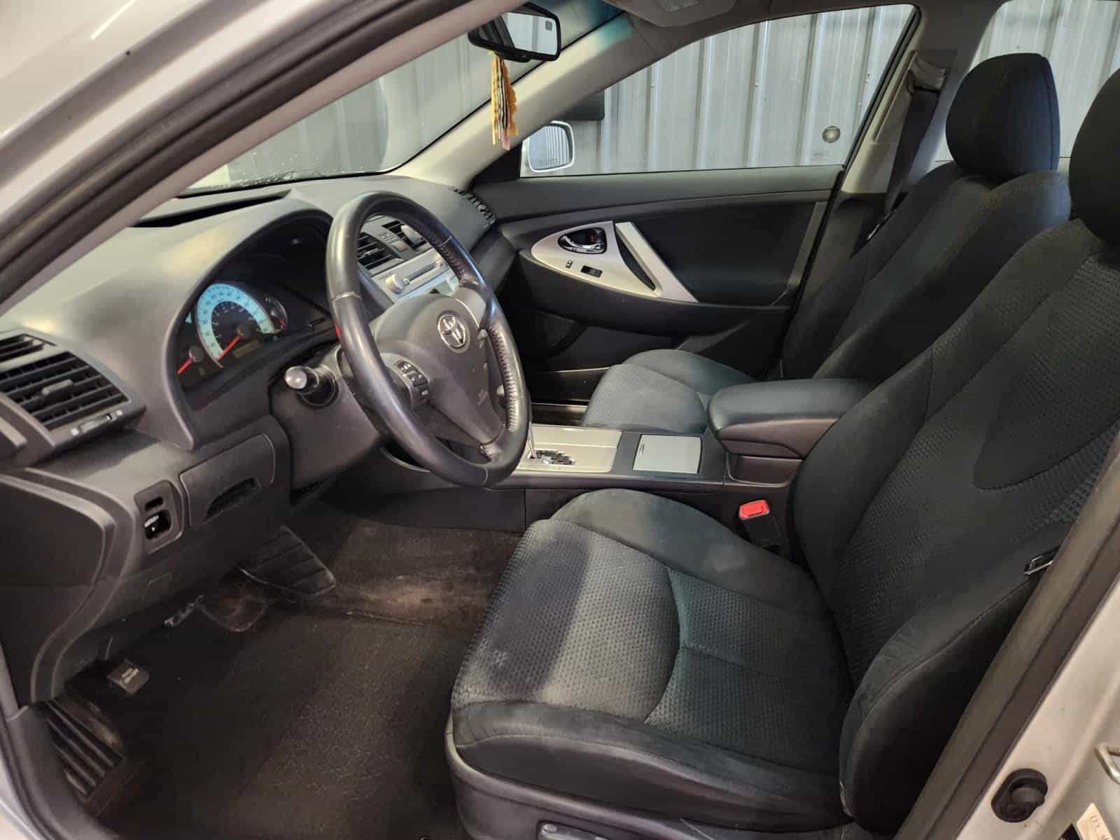 Image 11 Toyota Camry SE 2009