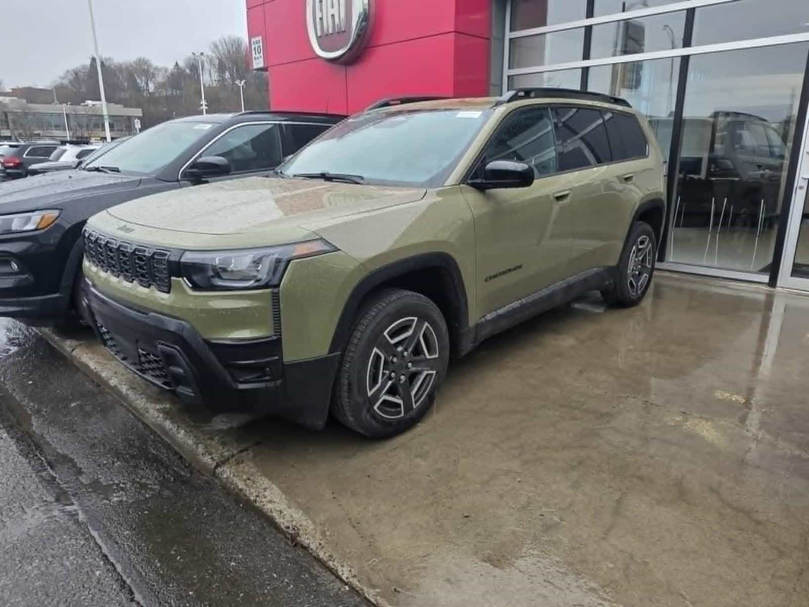 Image 1 Jeep Cherokee Laredo 2026