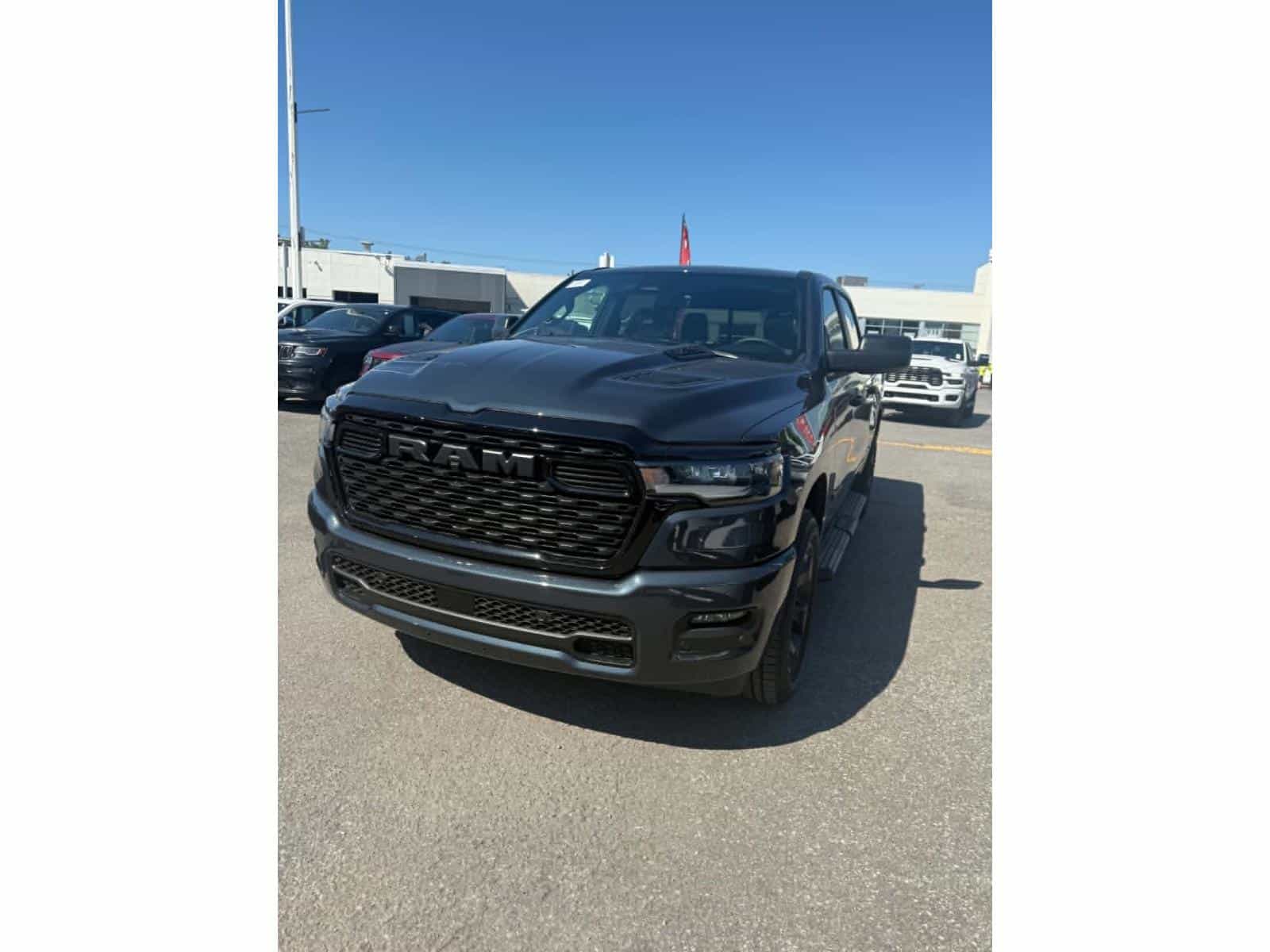 Image 1 RAM 1500 Express 2026