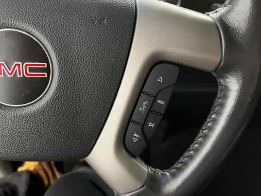 2011 GMC Sierra Hybrid - Image 16