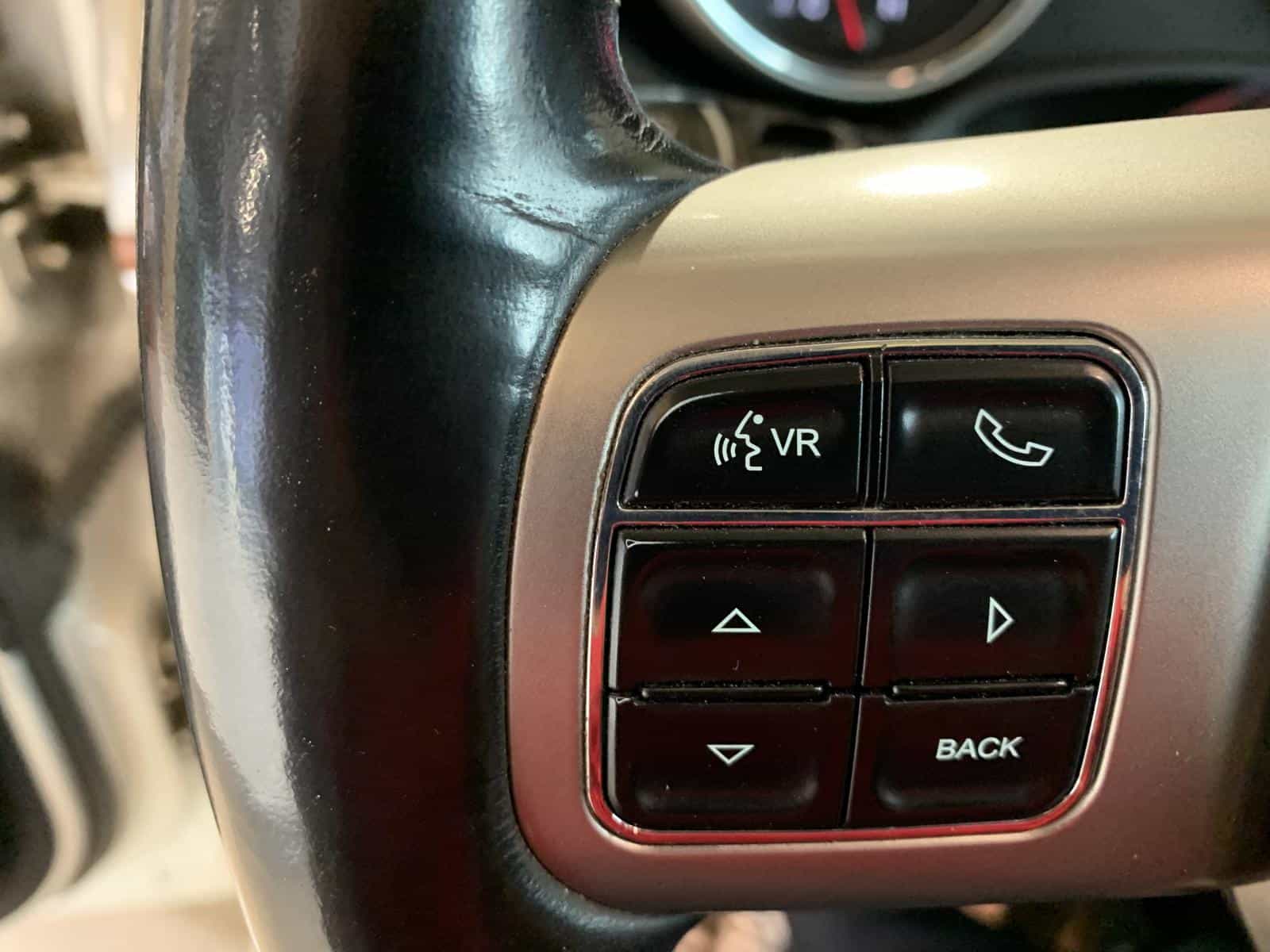 2011 Jeep Grand Cherokee Overland Overland - Image 20