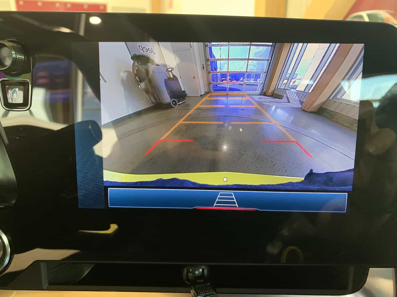 2024 Chevrolet Corvette E-Ray 1LZ - Image 13