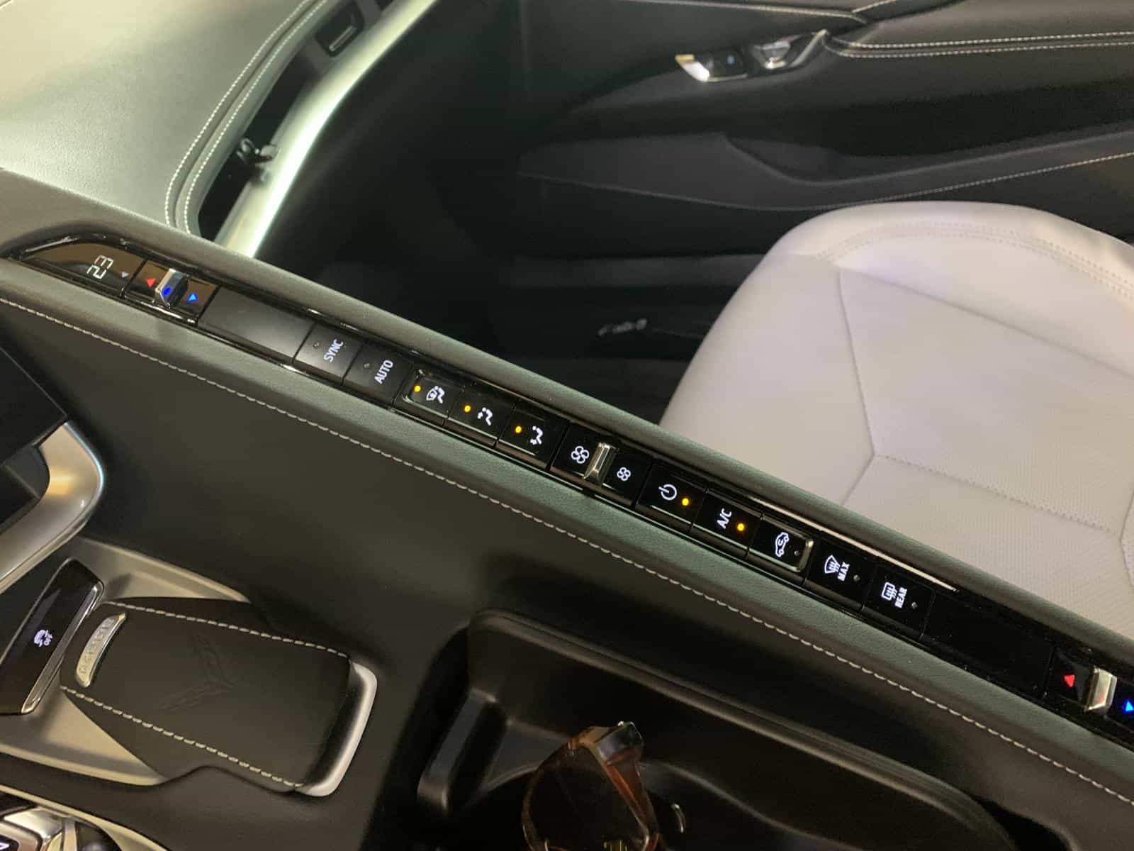 2024 Chevrolet Corvette E-Ray 1LZ - Image 15