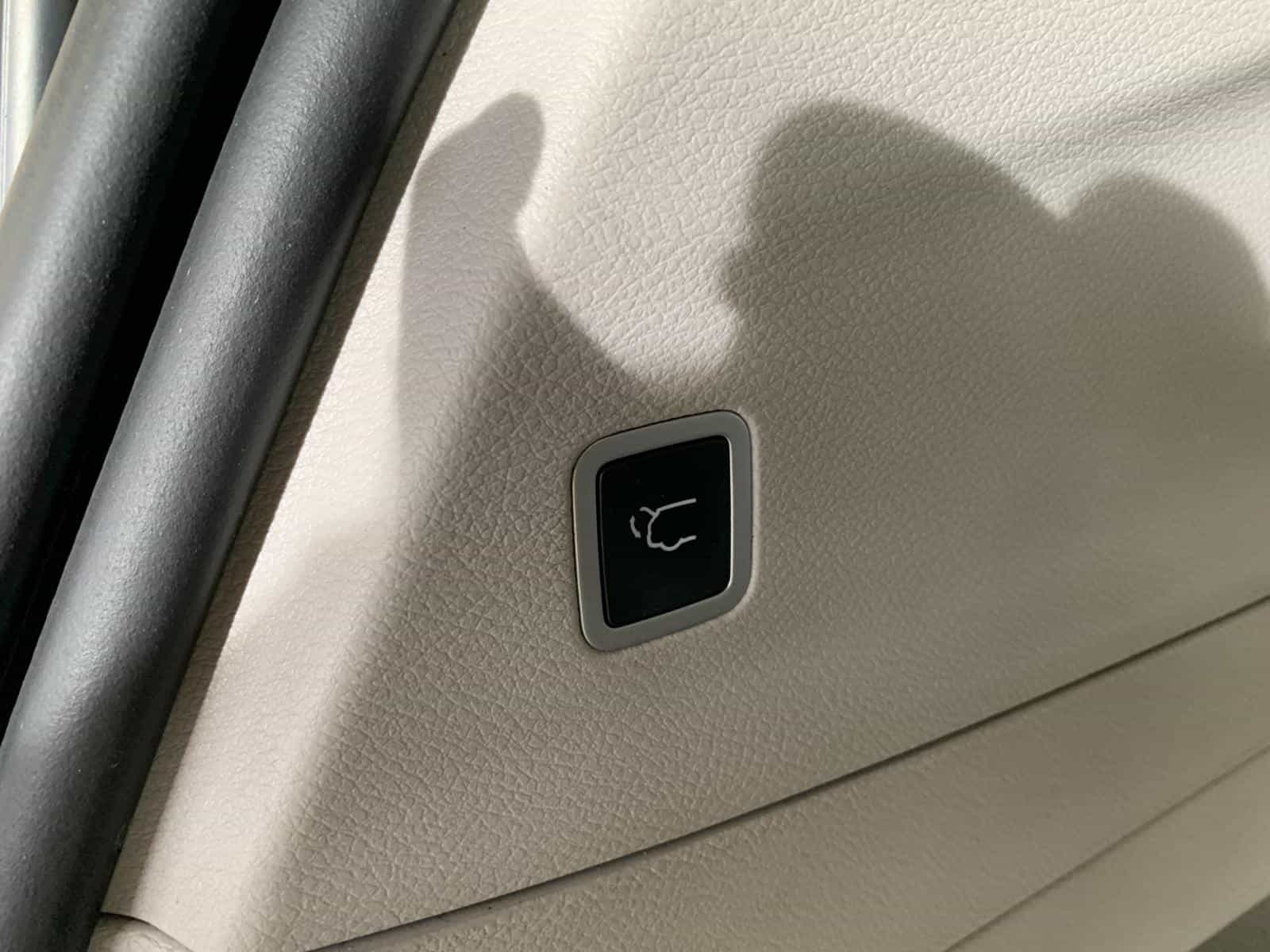 2019 Chrysler Pacifica Touring - Image 10