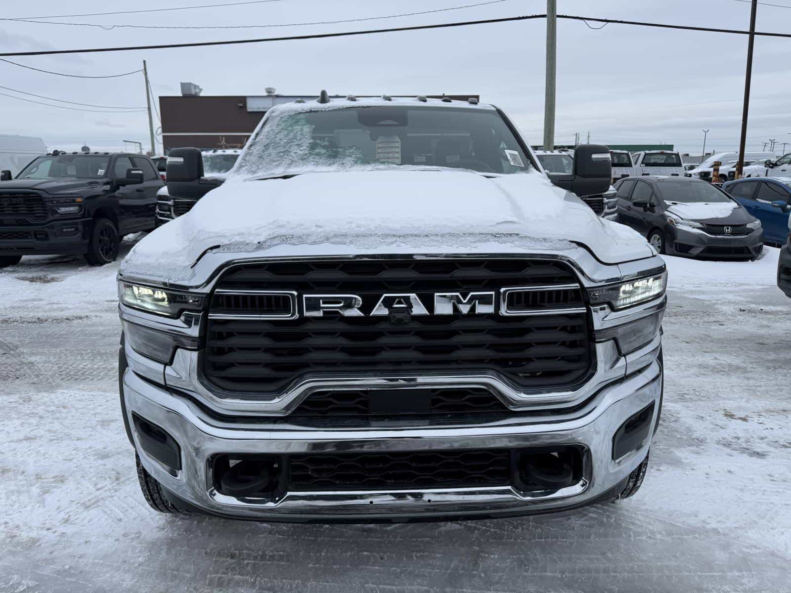 Image 2 RAM Chassis Cab 5500 Tradesman 2025