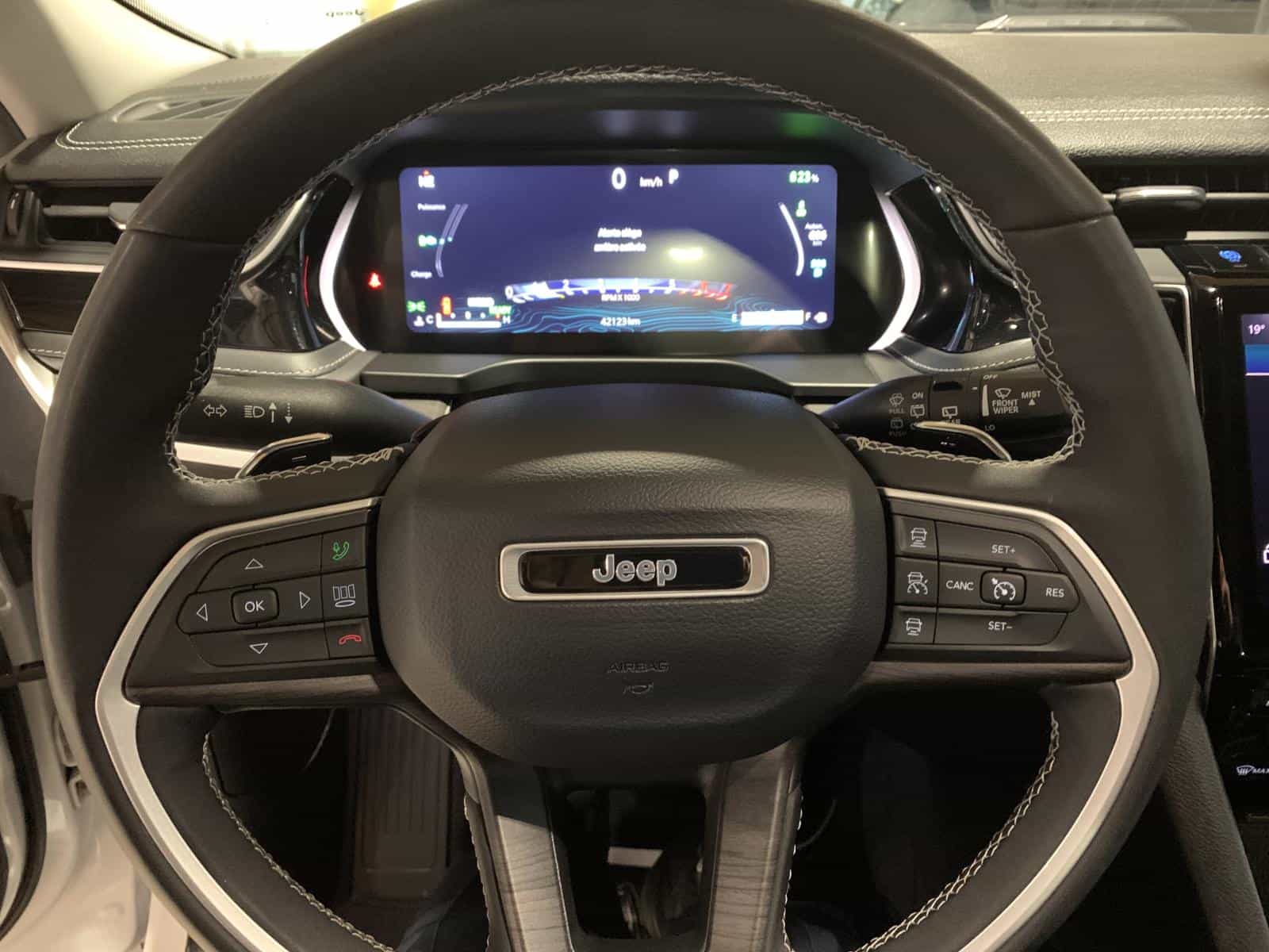 2022 Jeep Grand Cherokee 4xe Limited - Image 19