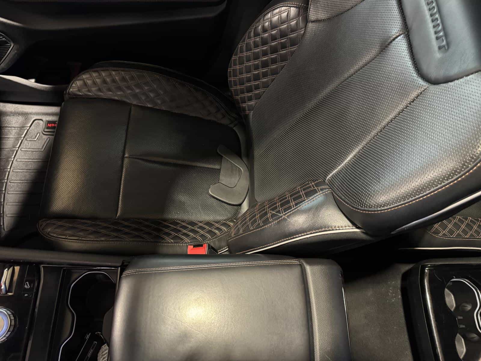 2022 Jeep Grand Cherokee L Summit - Image 30