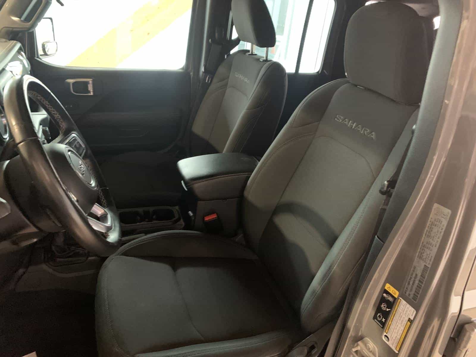 2021 Jeep Wrangler Unlimited Sahara - Image 11