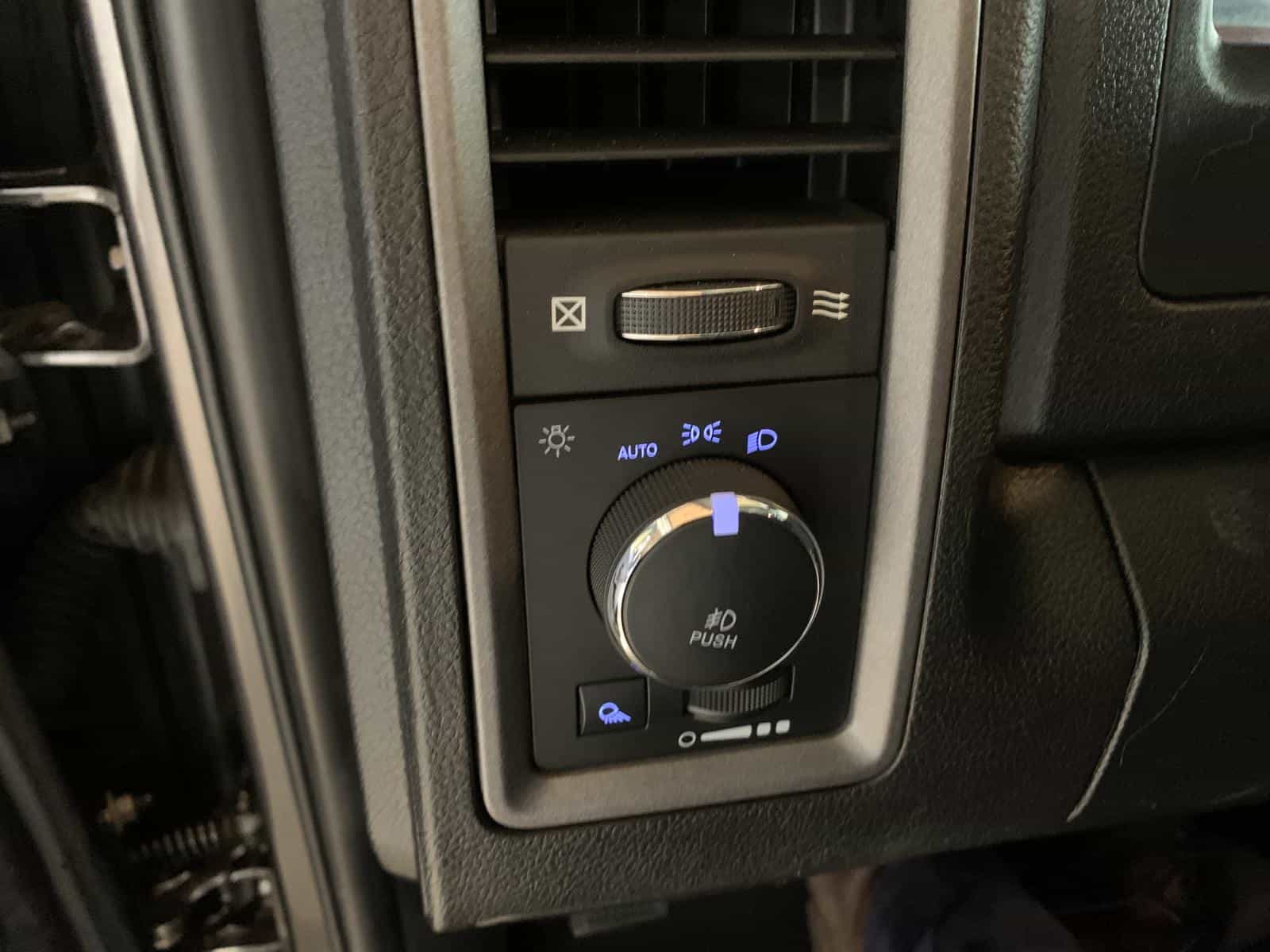 2022 RAM 1500 Classic Tradesman - Image 19