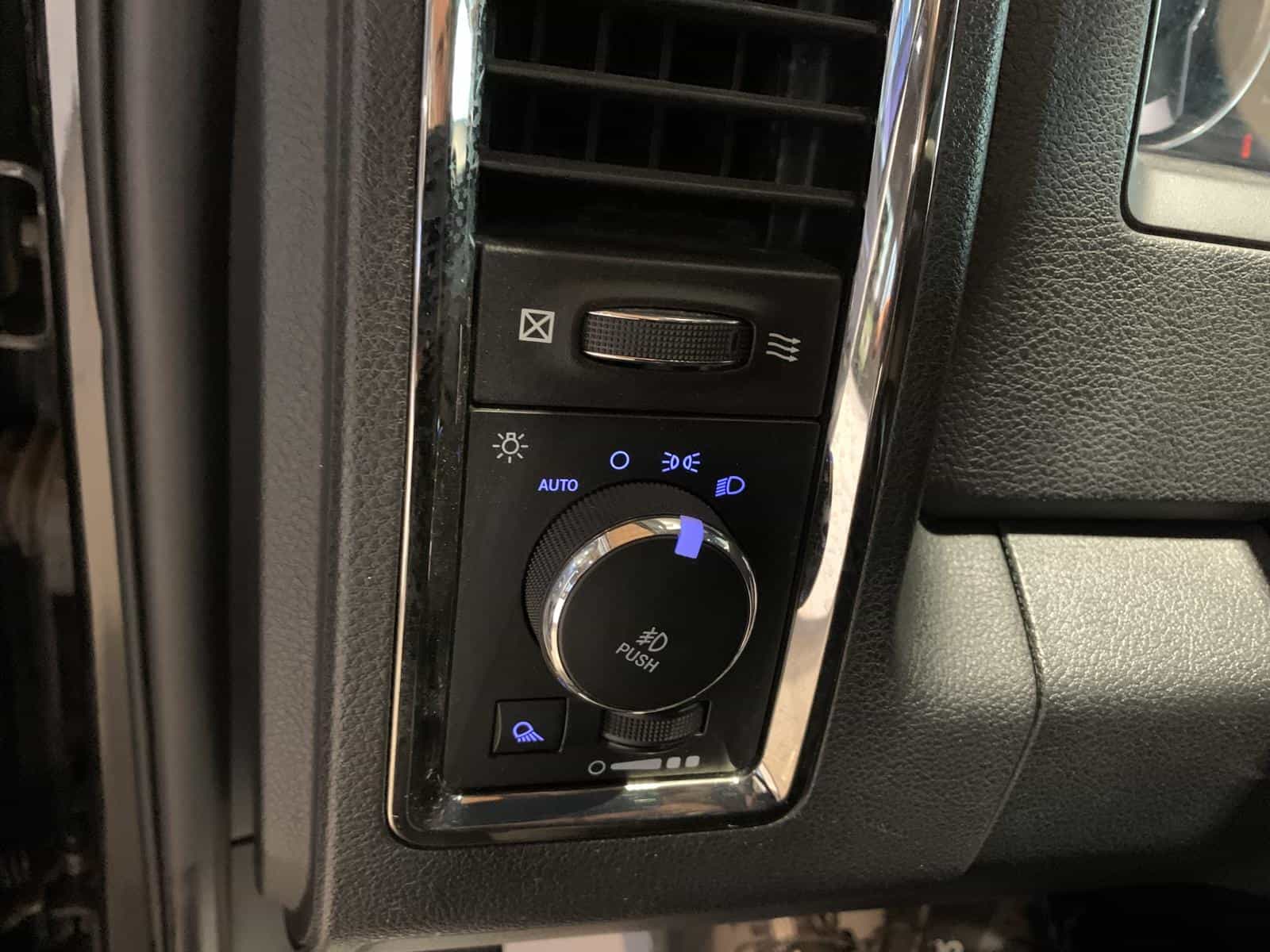 2017 RAM 1500 Sport Sport - Image 20