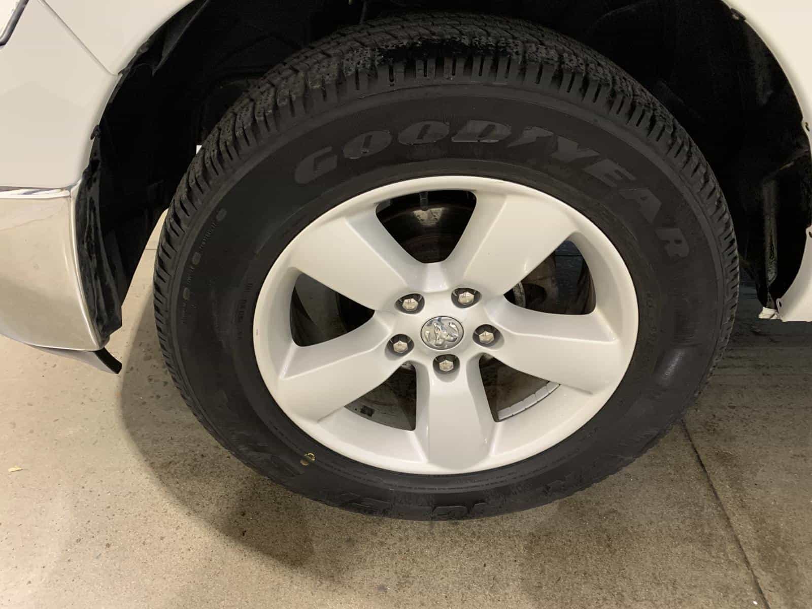 2023 RAM 1500 Classic SLT - Image 6