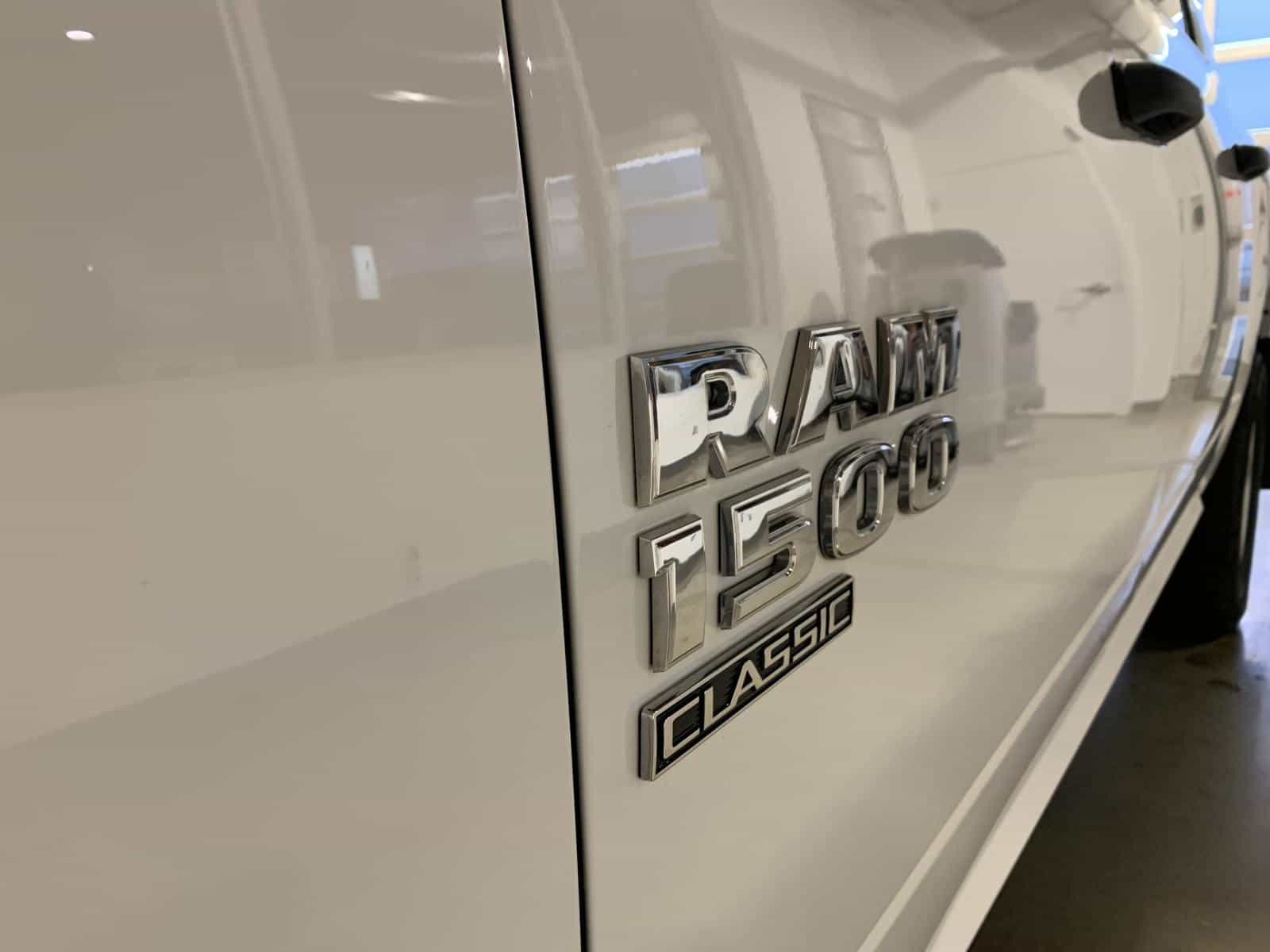 2023 RAM 1500 CLASSIC SLT SLT - Image 7