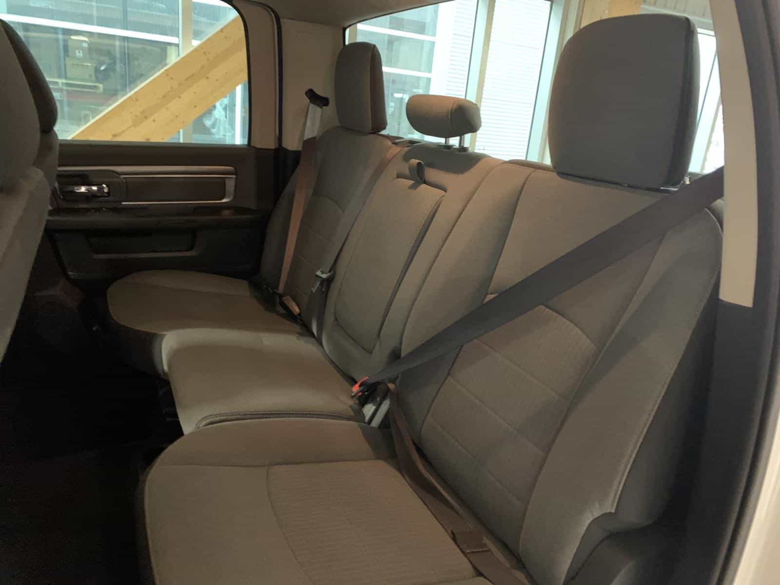 2023 RAM 1500 CLASSIC SLT SLT - Image 13