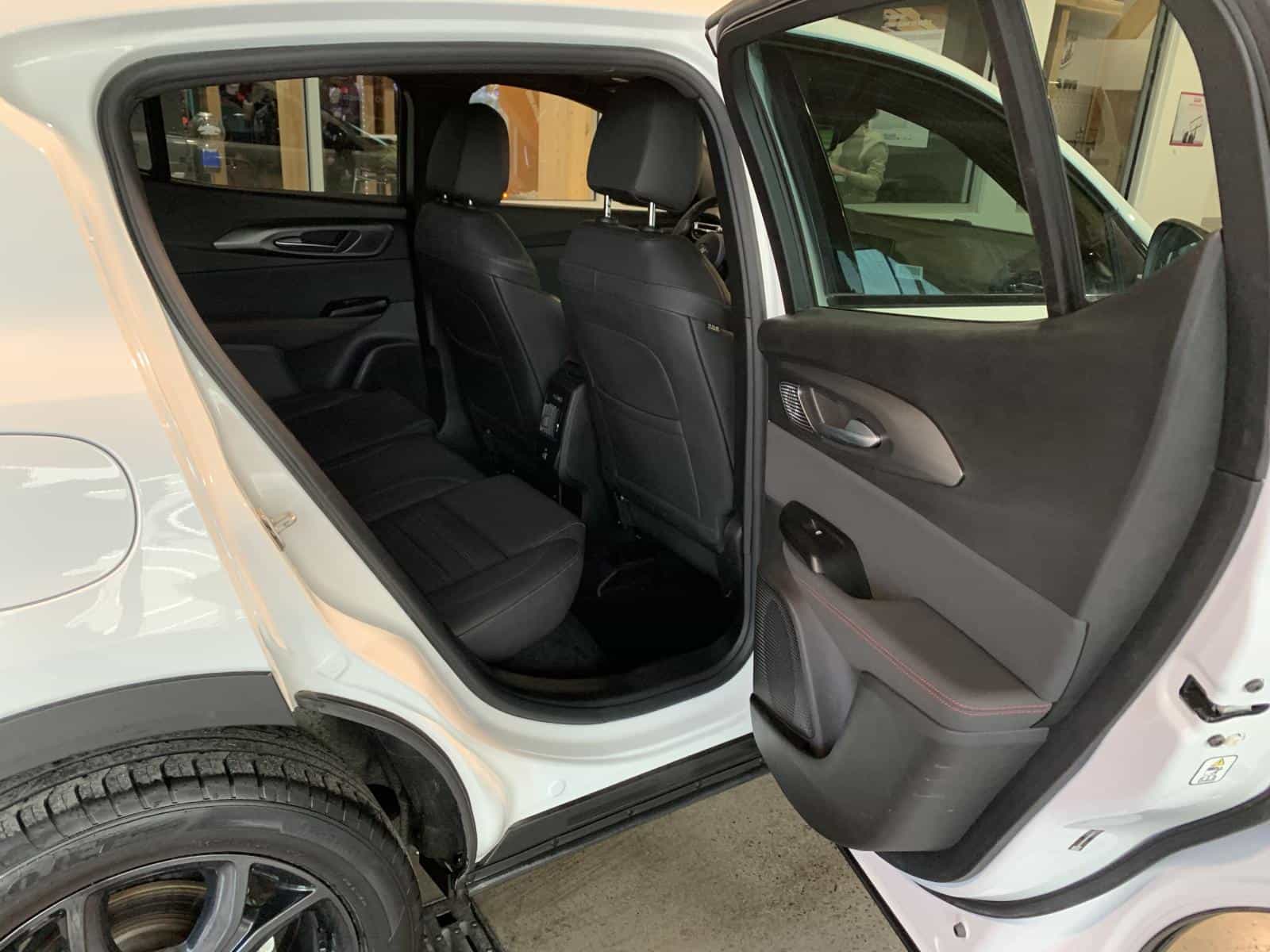 2024 Dodge Hornet GT - Image 9