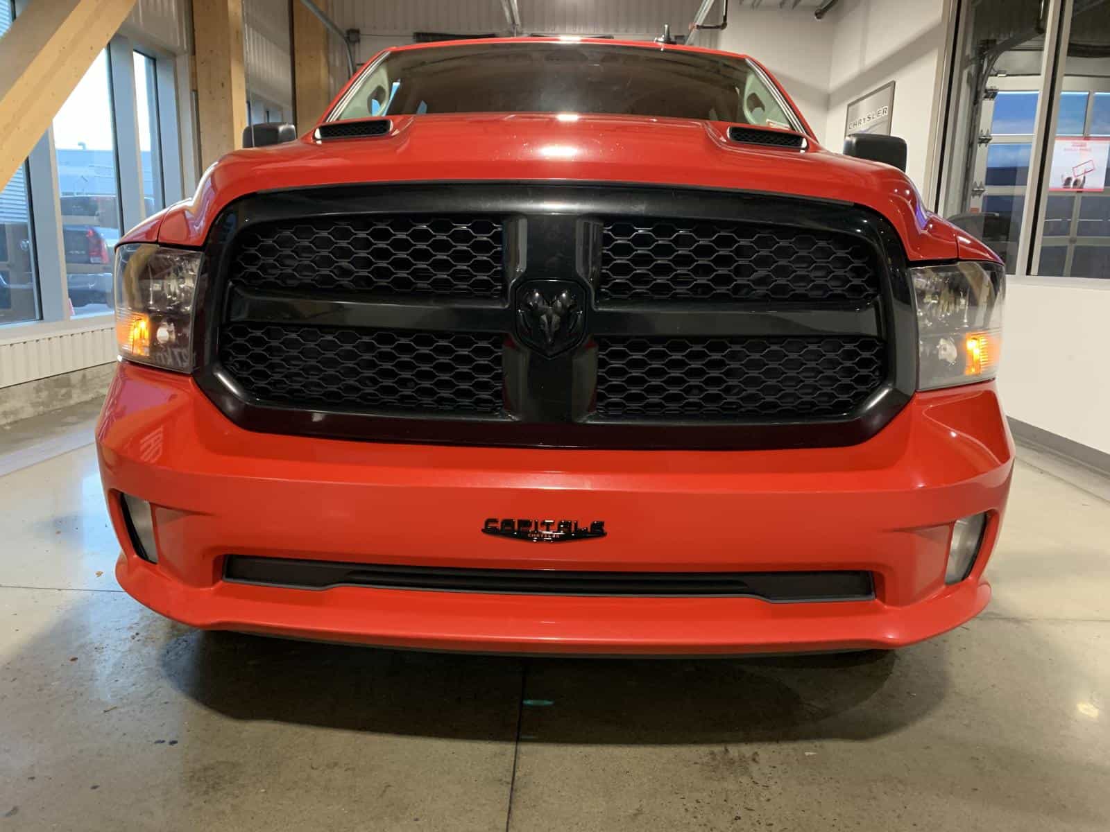 2021 RAM 1500 CLASSIC TRADESMAN Express - Image 6