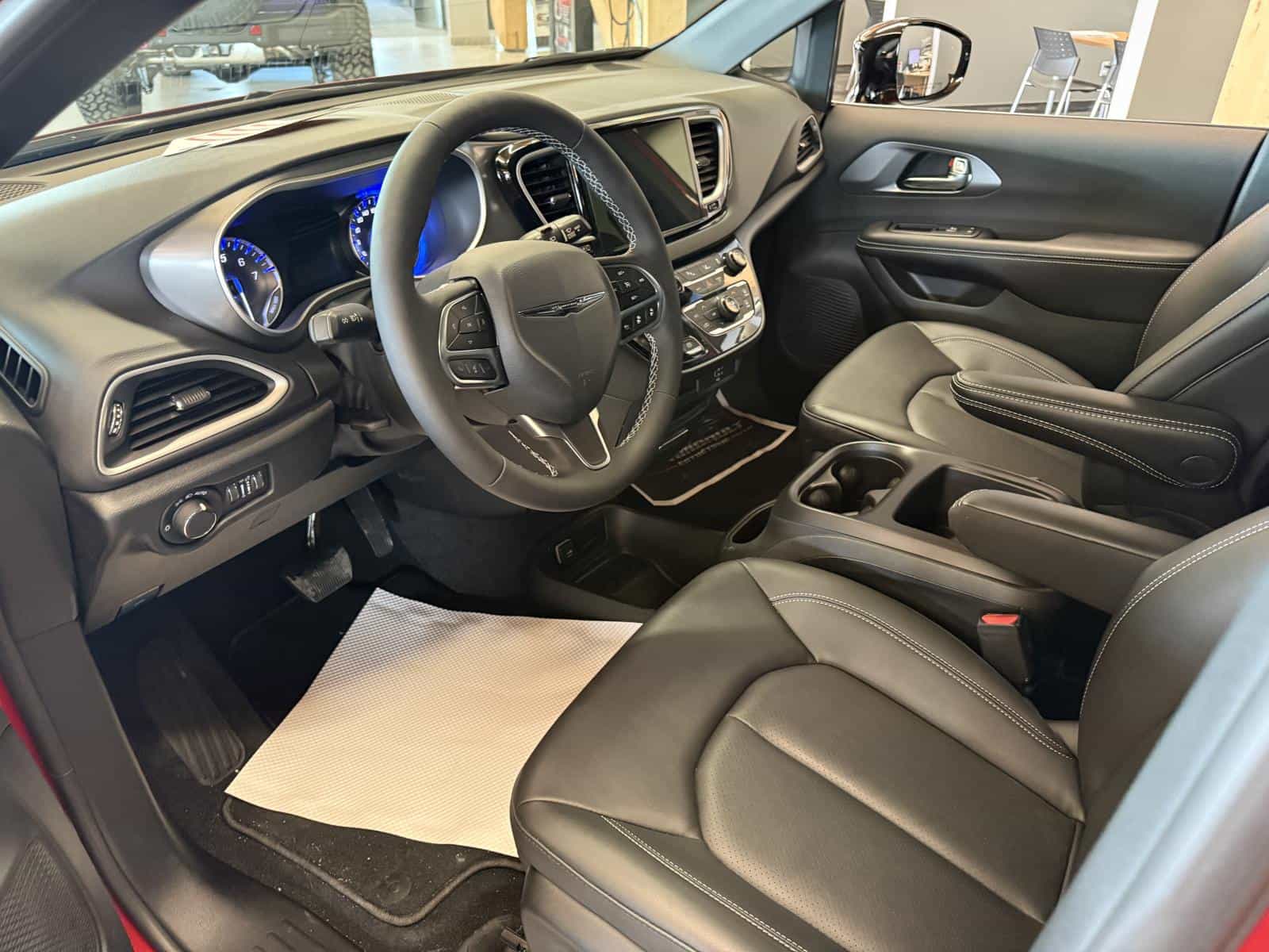 Image 6 Chrysler Grand Caravan SXT 2026