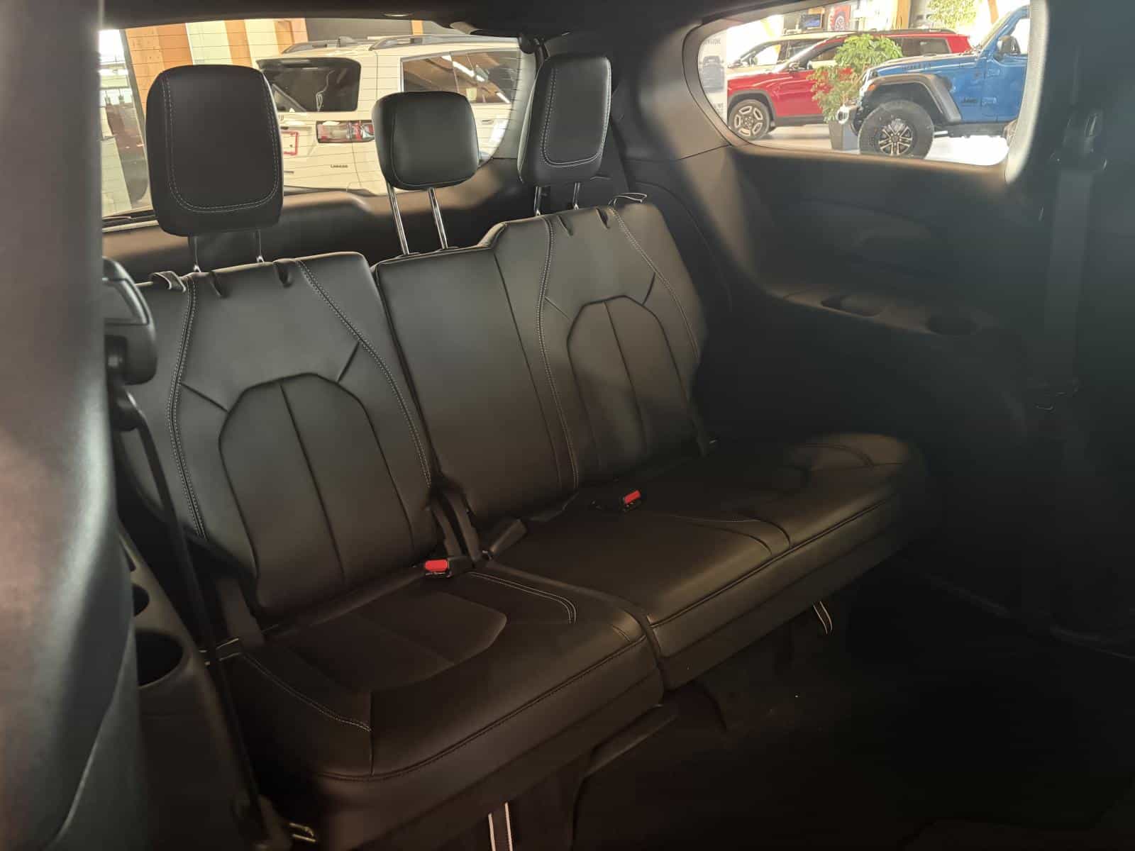 Image 8 Chrysler Grand Caravan SXT 2026