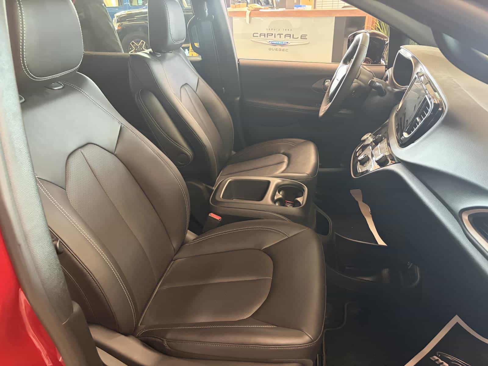 Image 9 Chrysler Grand Caravan SXT 2026