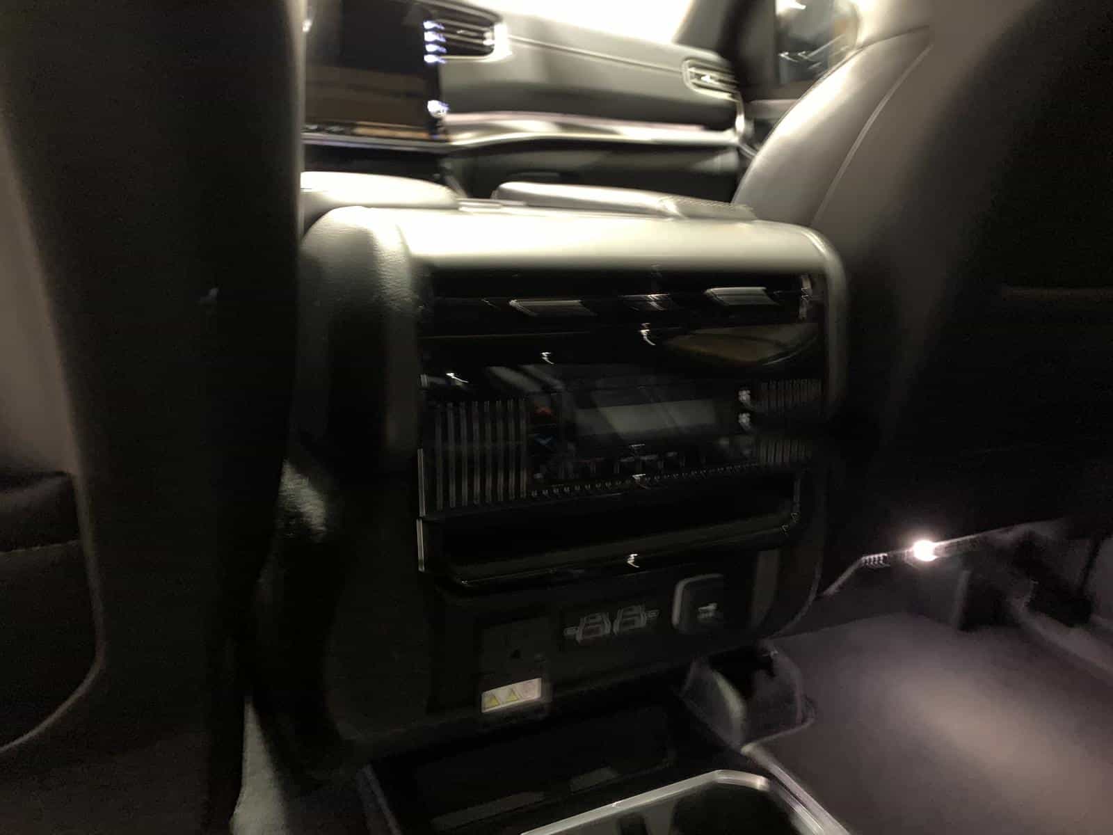 2024 Jeep Wagoneer Series Ii Series II Carbide - Image 13