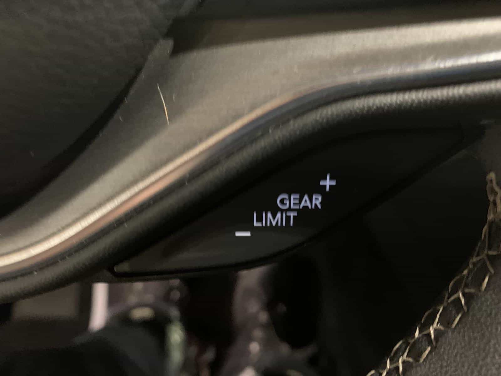 2024 Jeep Wagoneer Series Ii Series II Carbide - Image 35