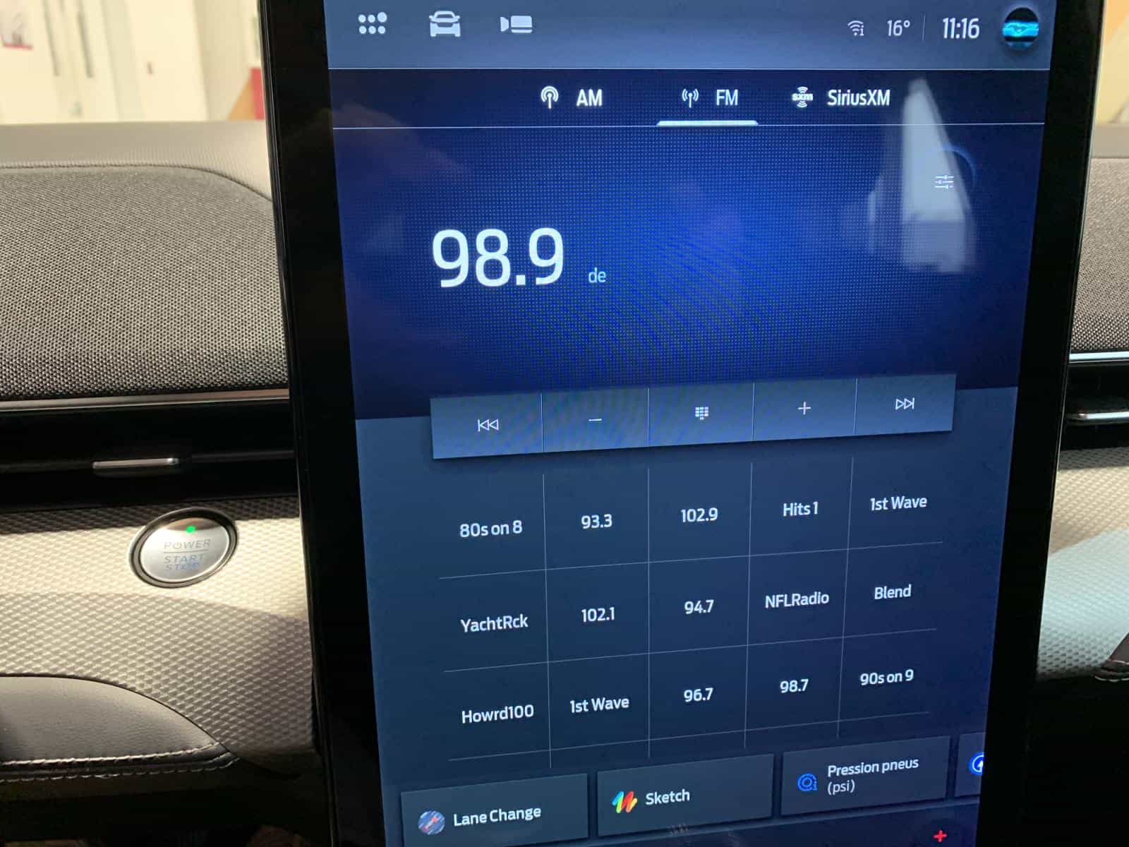 2021 Ford Mustang Select - Image 17