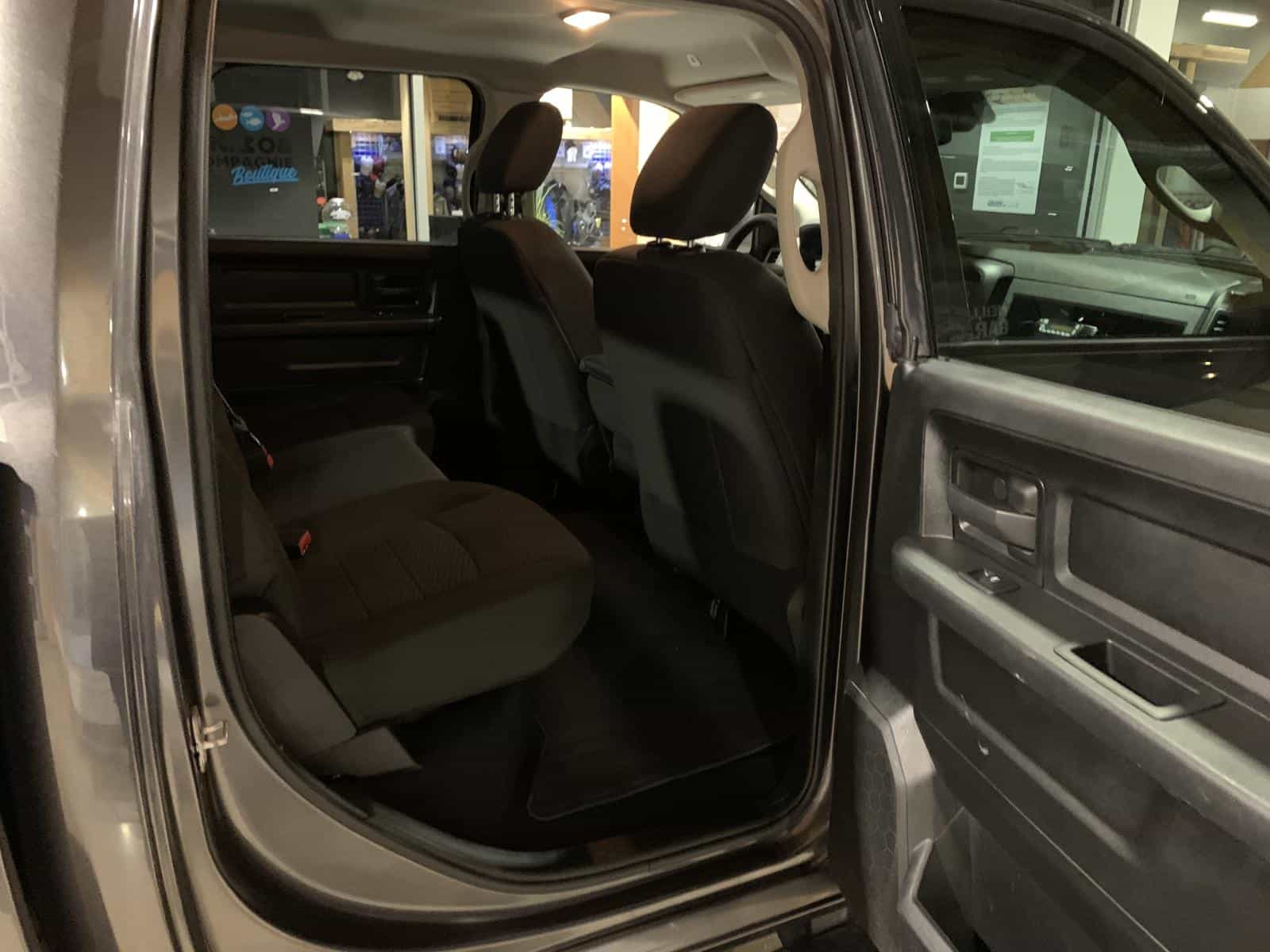 2019 RAM 1500 CLASSIC TRADESMAN Express - Image 8