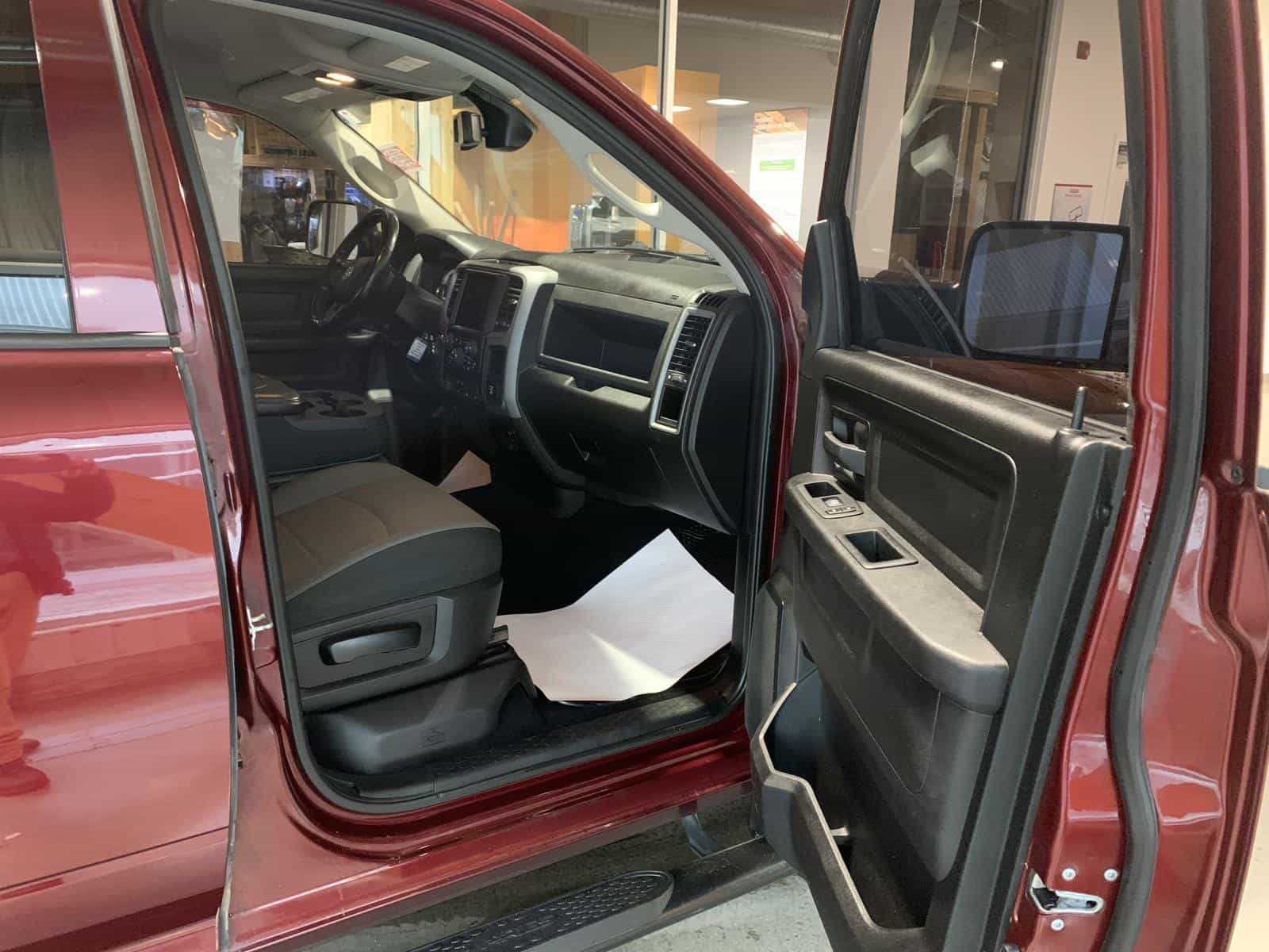 2021 RAM 1500 CLASSIC TRADESMAN SXT - Image 8