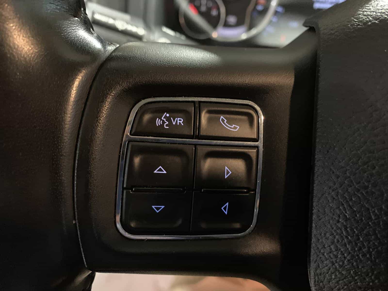 2021 RAM 1500 CLASSIC TRADESMAN SXT - Image 19