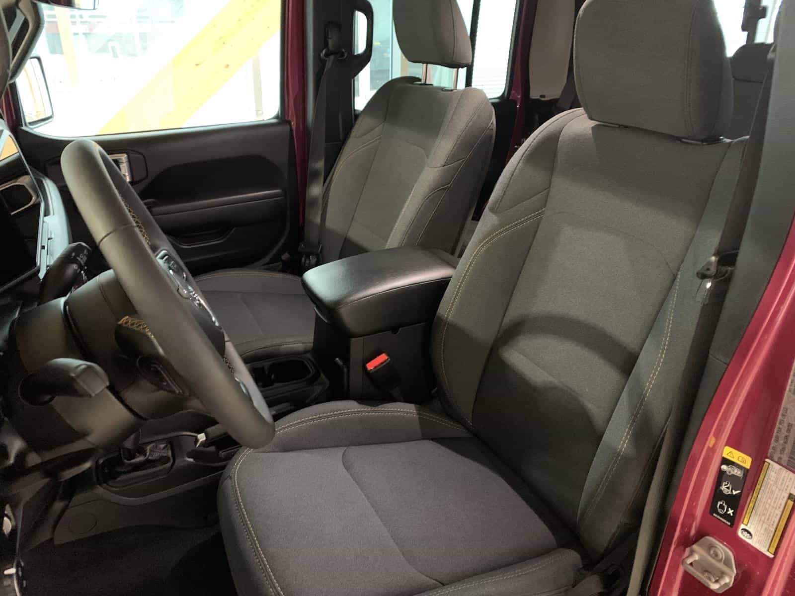 2024 Jeep Gladiator Sport Willys - Image 12