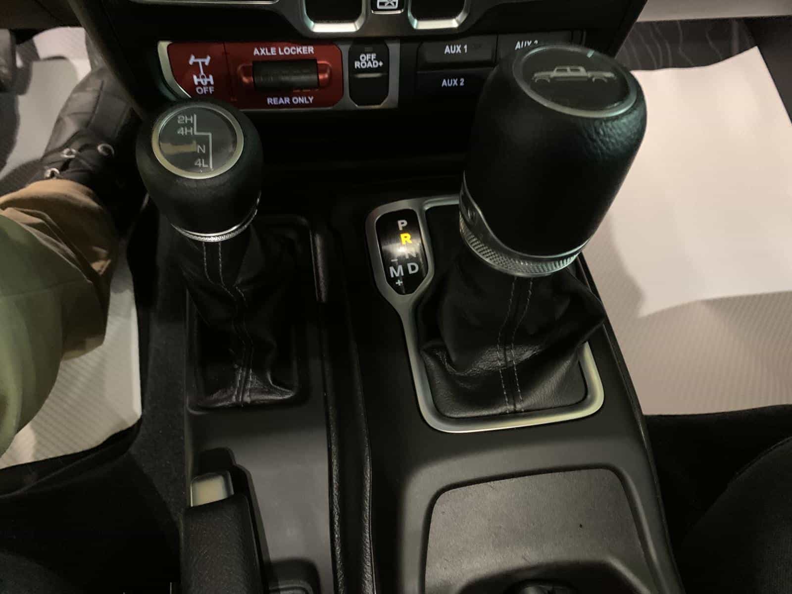 2024 Jeep Gladiator Sport Willys - Image 18