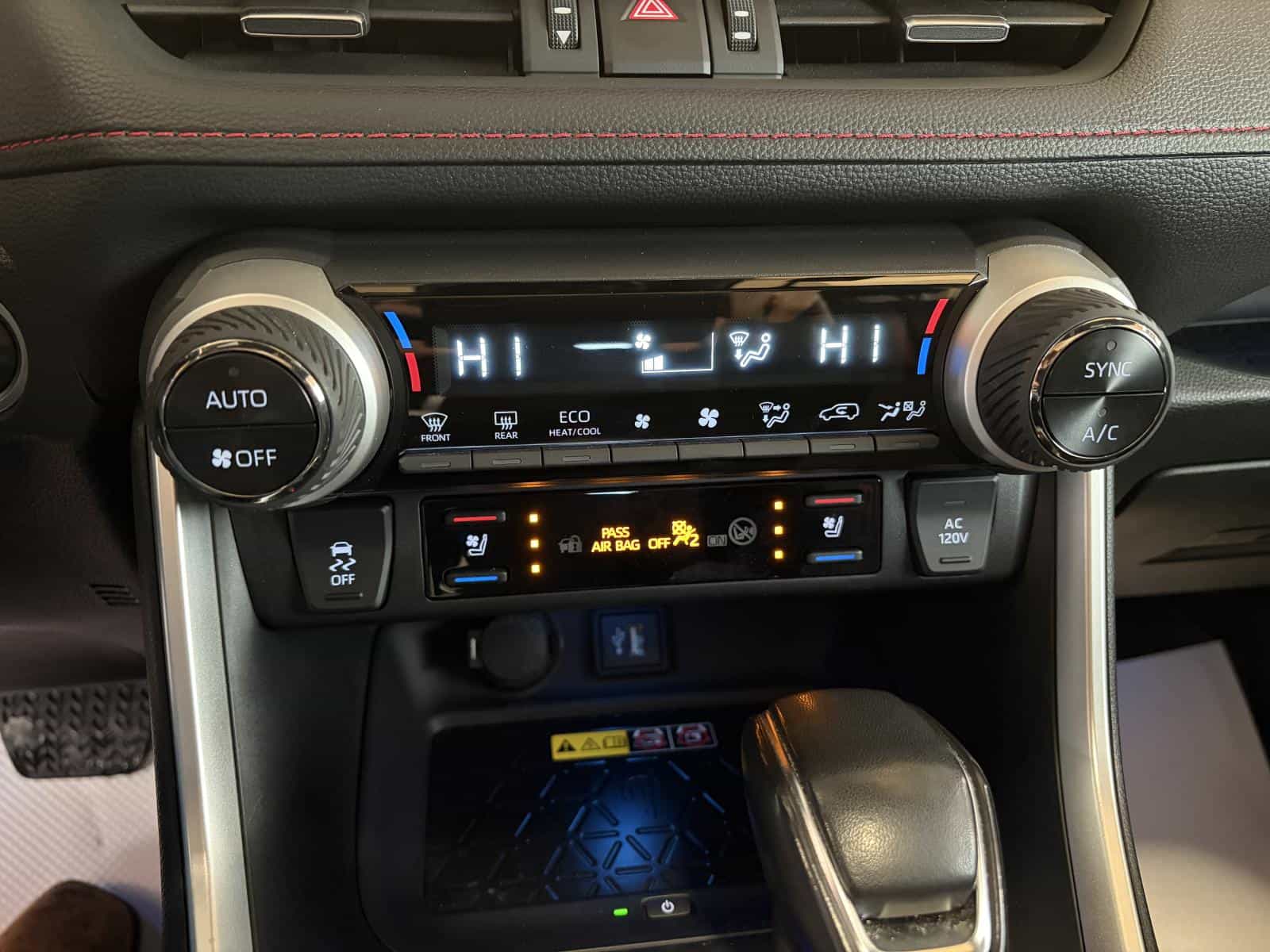 2023 Toyota Rav4 Prime XSE AWD - Image 24