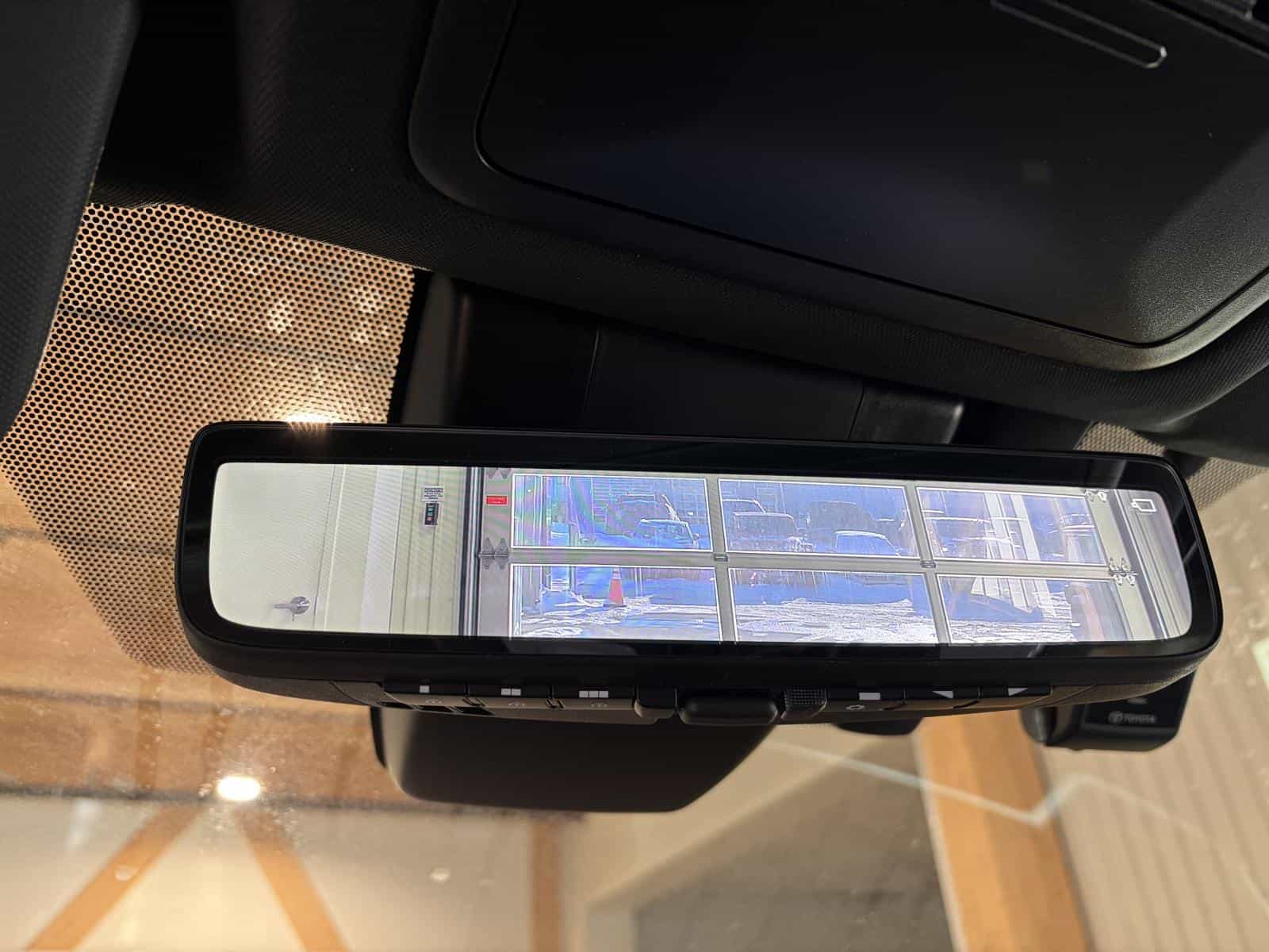 2023 Toyota Rav4 Prime XSE AWD - Image 28