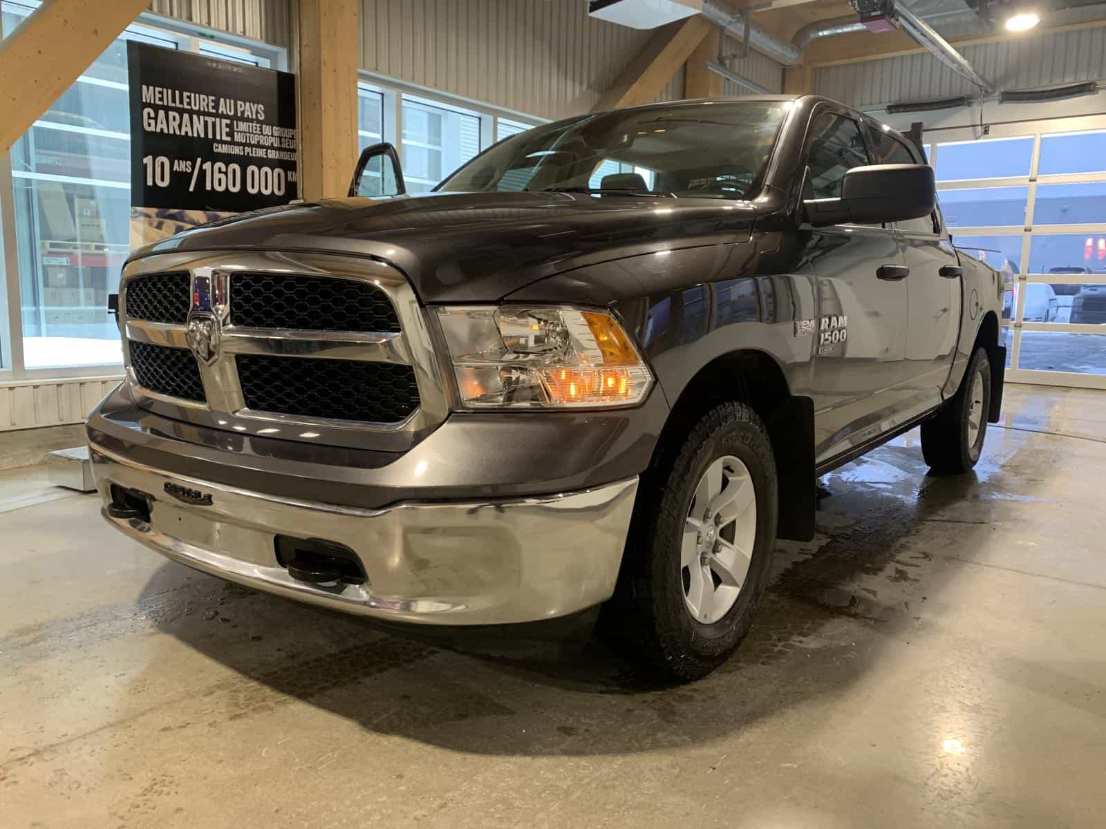 2023 RAM 1500 Classic SLT - Image 1