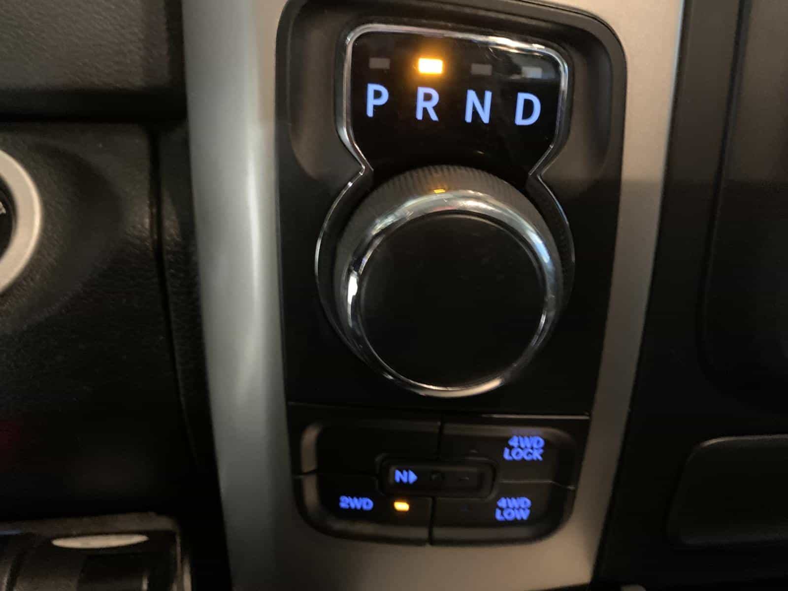 2017 RAM 1500 SLT - Image 19