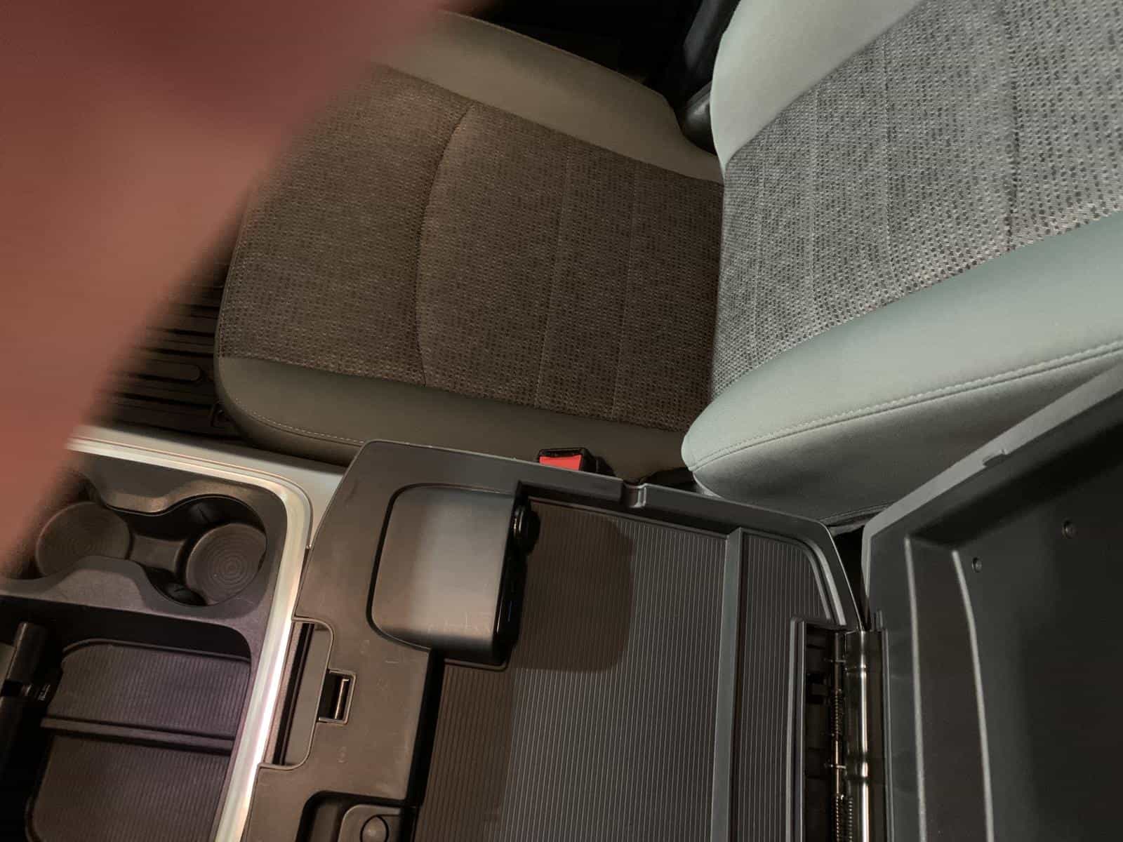 2017 RAM 1500 SLT - Image 27