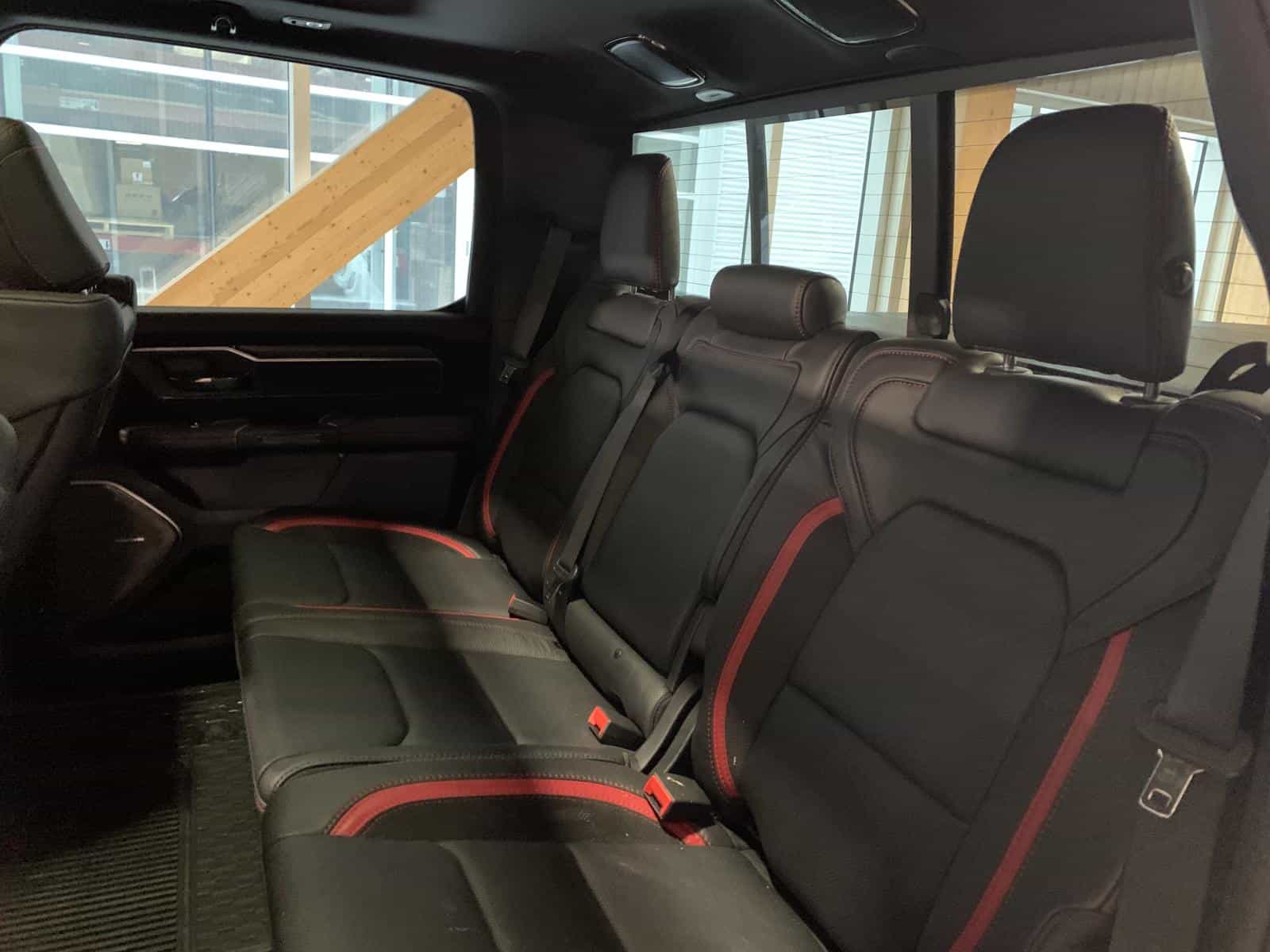 2025 RAM 1500 RHO - Image 15