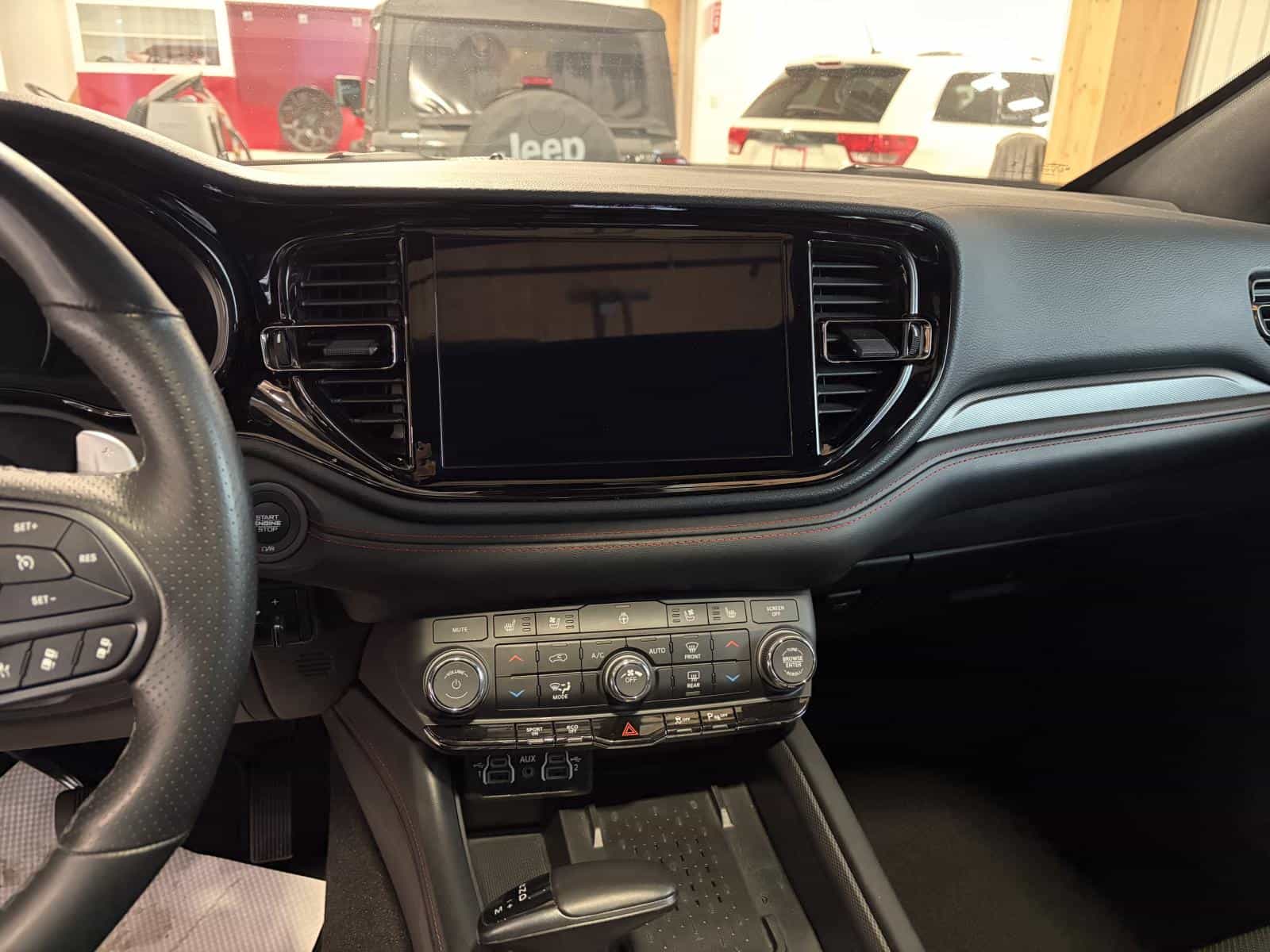 2025 Dodge Durango R/T - Image 25