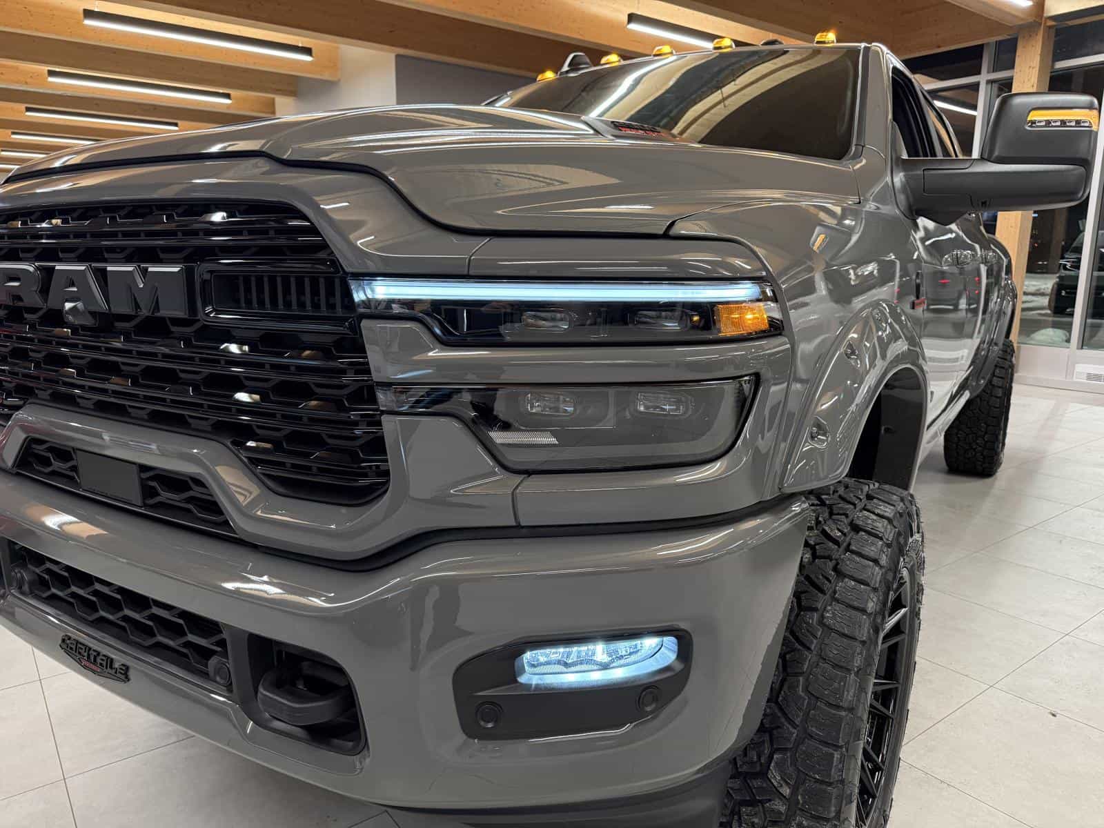 2026 RAM 2500 Limited - Image 8