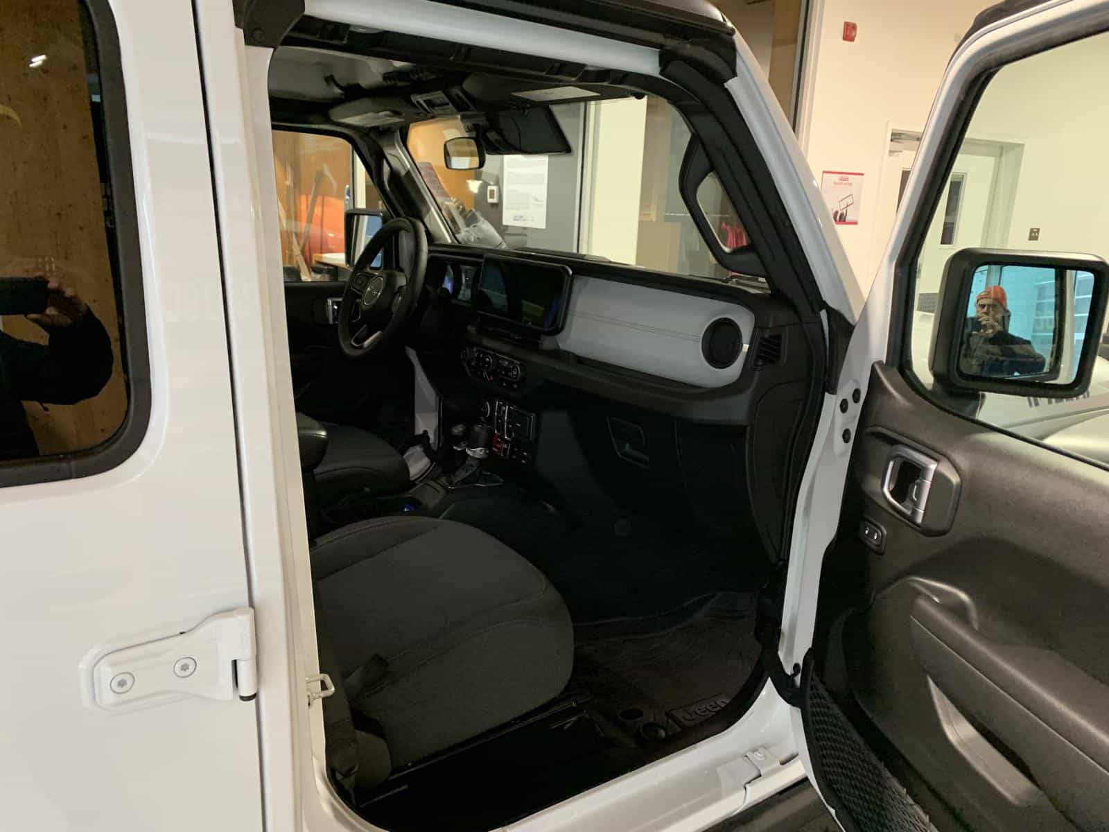 2024 Jeep Wrangler Willys 4XE - Image 9