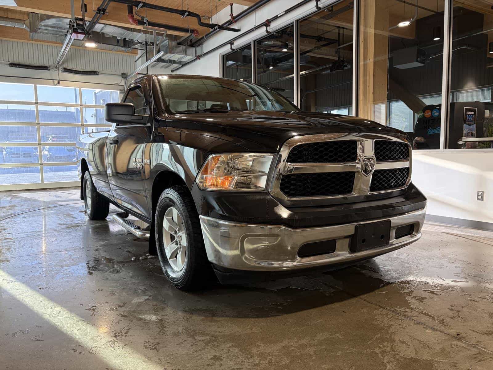 2015 RAM 1500 ST ST - Image 2
