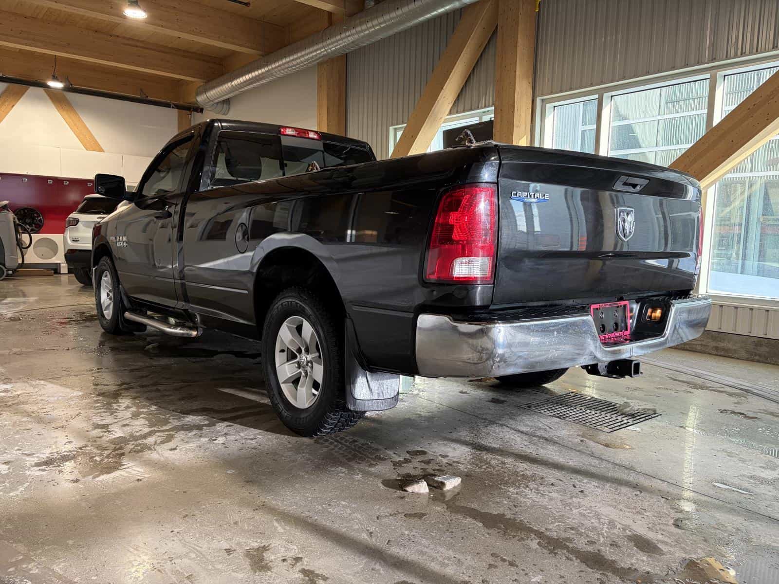 2015 RAM 1500 ST - Image 4