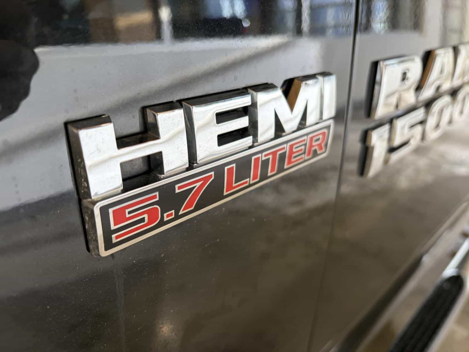 2015 RAM 1500 ST ST - Image 7