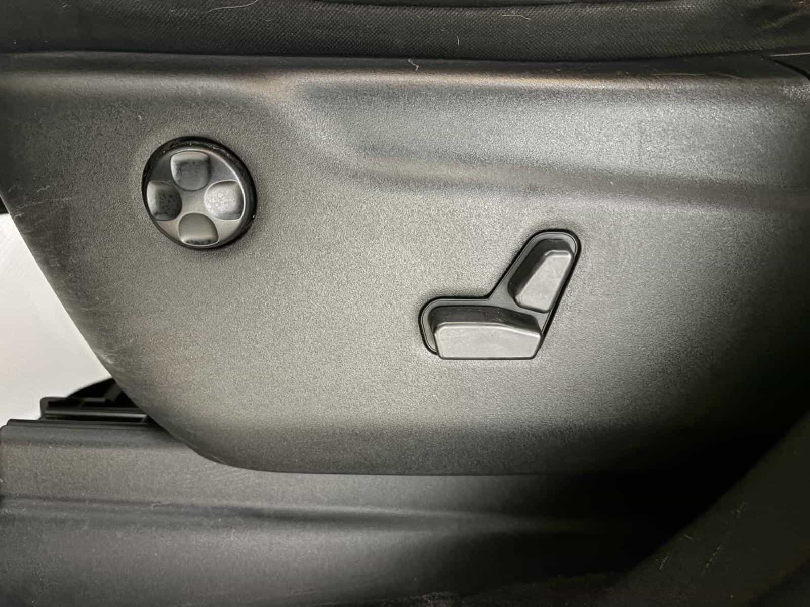 2017 Jeep Grand Cherokee Trailhawk - Image 13