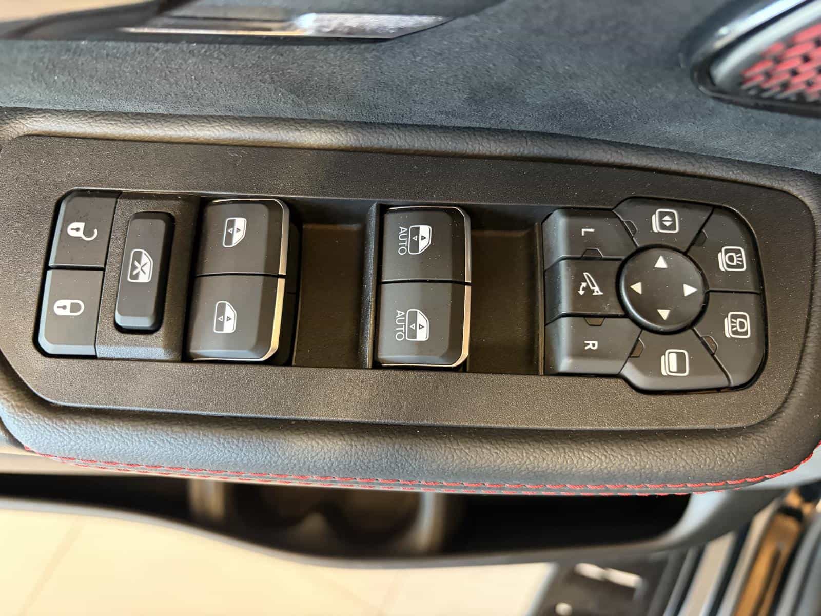 2025 RAM 1500 RHO - Image 16